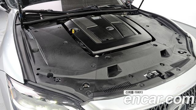 Лексус LS500 2022 — миниатюра 6