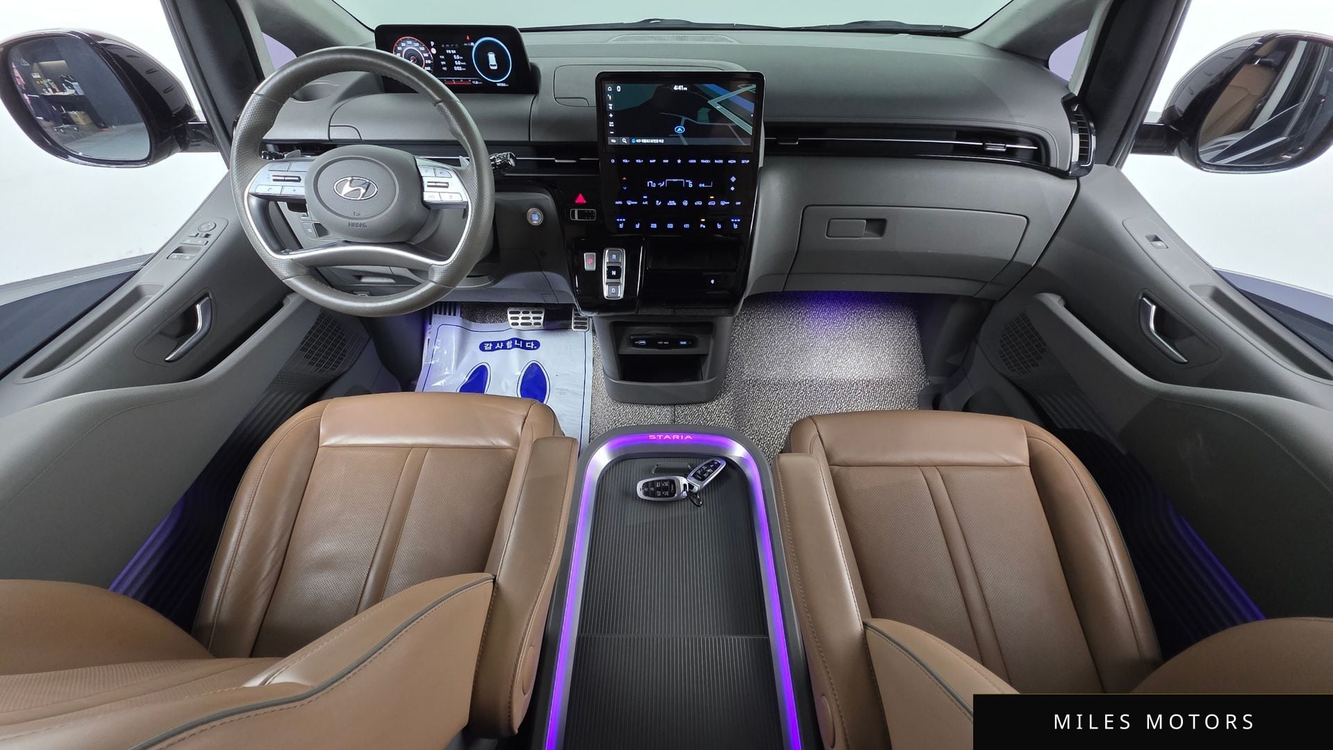 Hyundai Staria 2023 — миниатюра 10