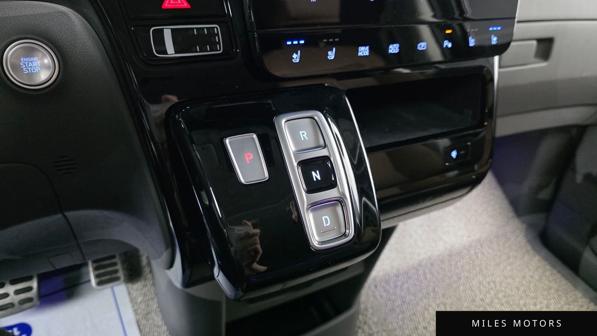 Hyundai Staria 2023 — миниатюра 12