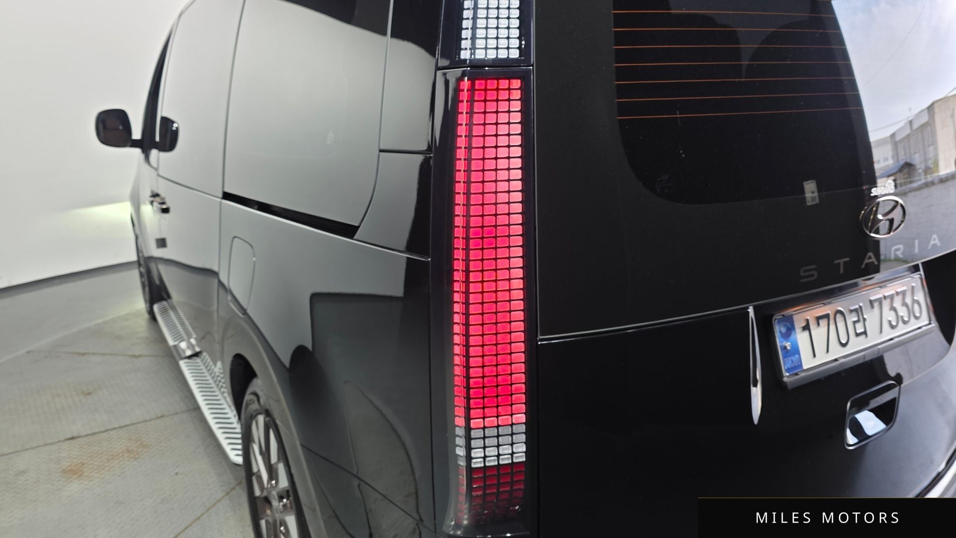 Hyundai Staria 2023 — миниатюра 9
