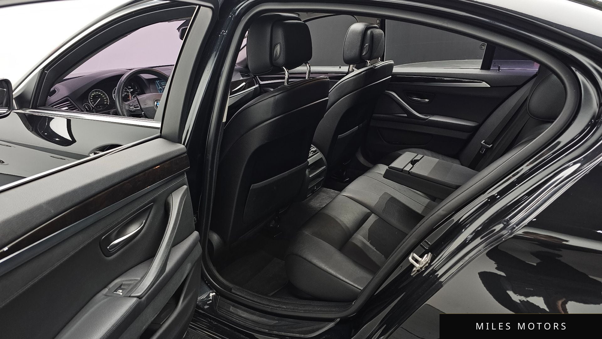 BMW 5시리즈 (F10) 2012 — миниатюра 12
