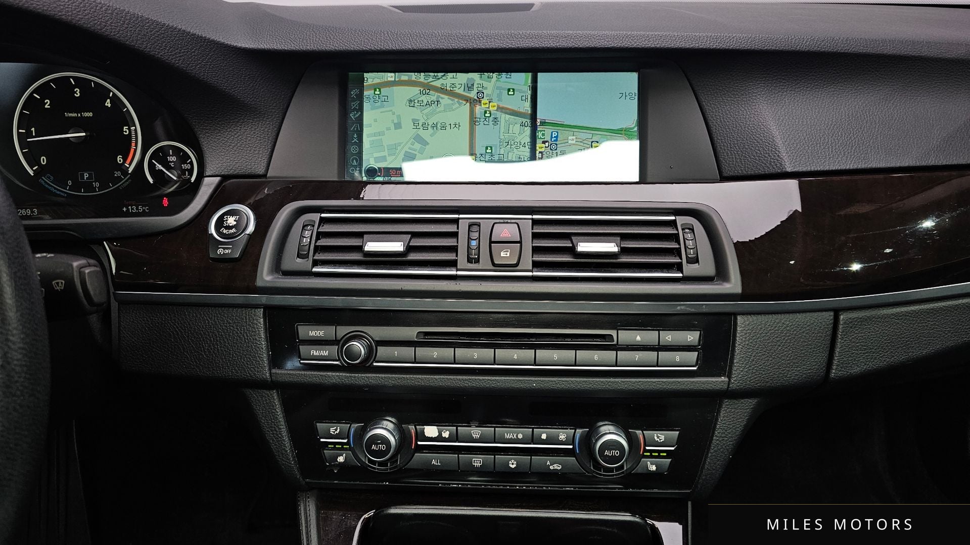 BMW 5시리즈 (F10) 2012 — миниатюра 14