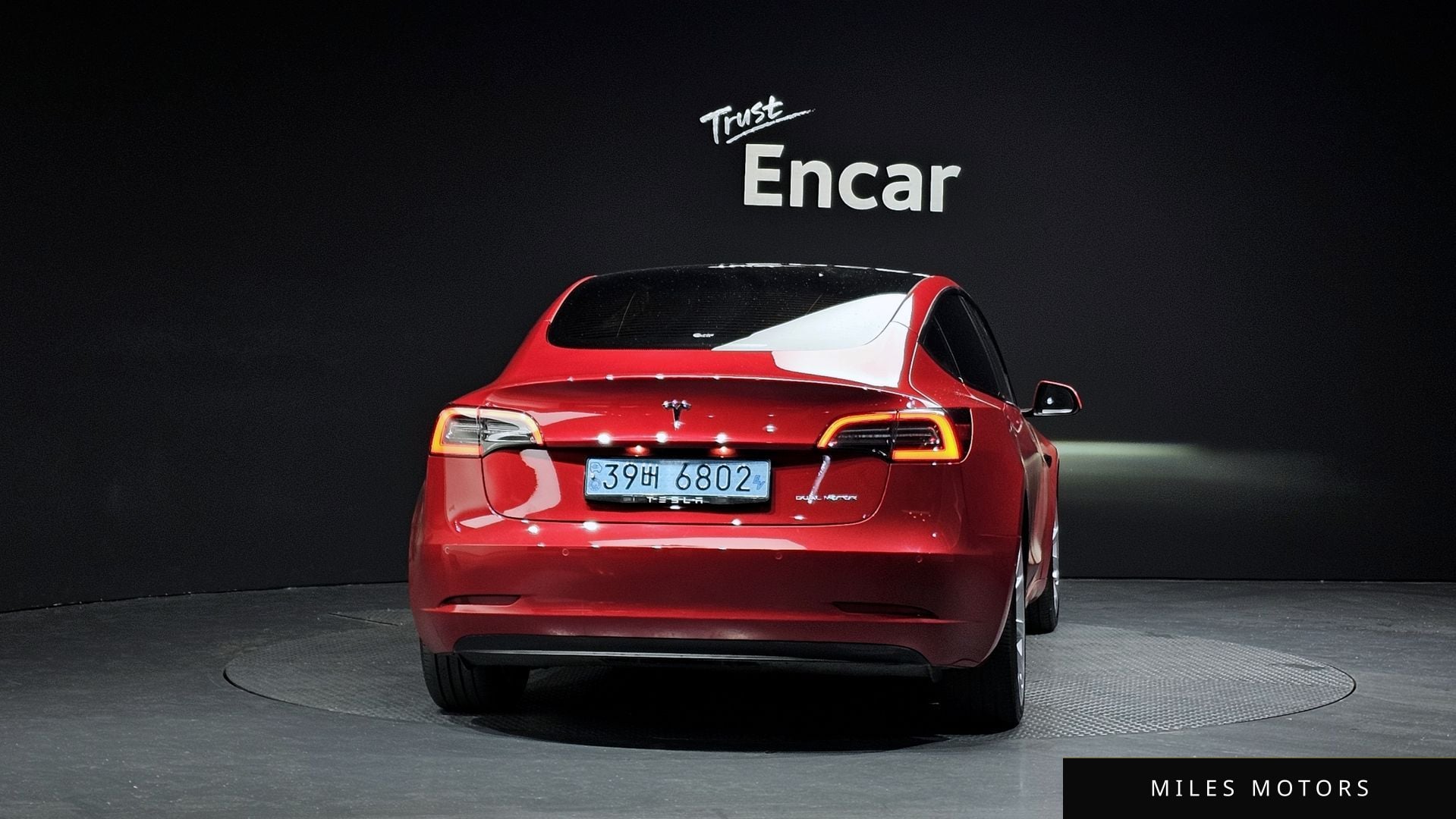 Tesla Model 3 2021 — миниатюра 4