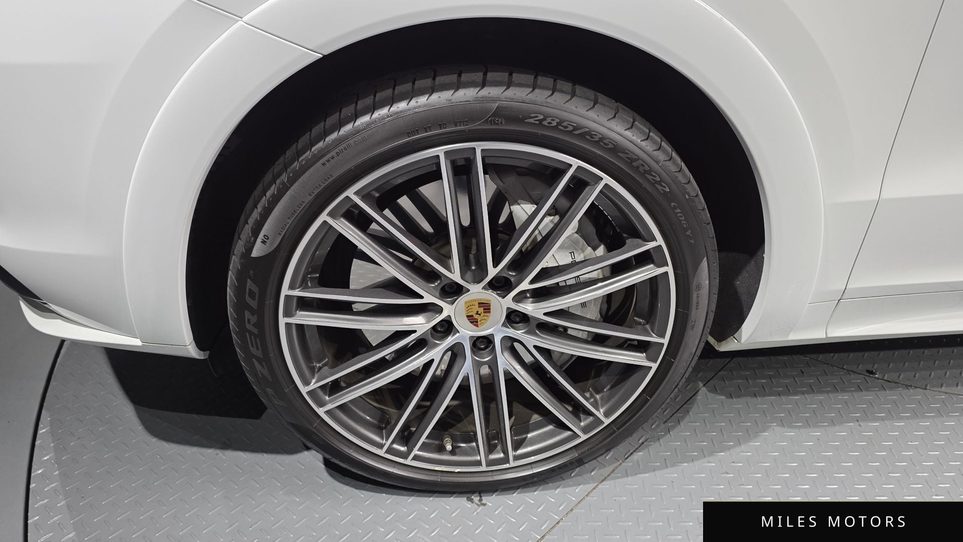 Porsche Cayenne 2021 — миниатюра 5