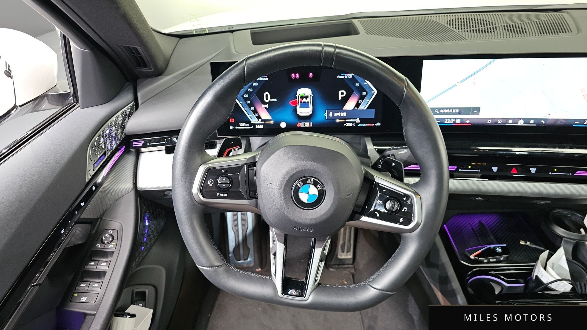 BMW 5 Series (G60) 2024 — миниатюра 19