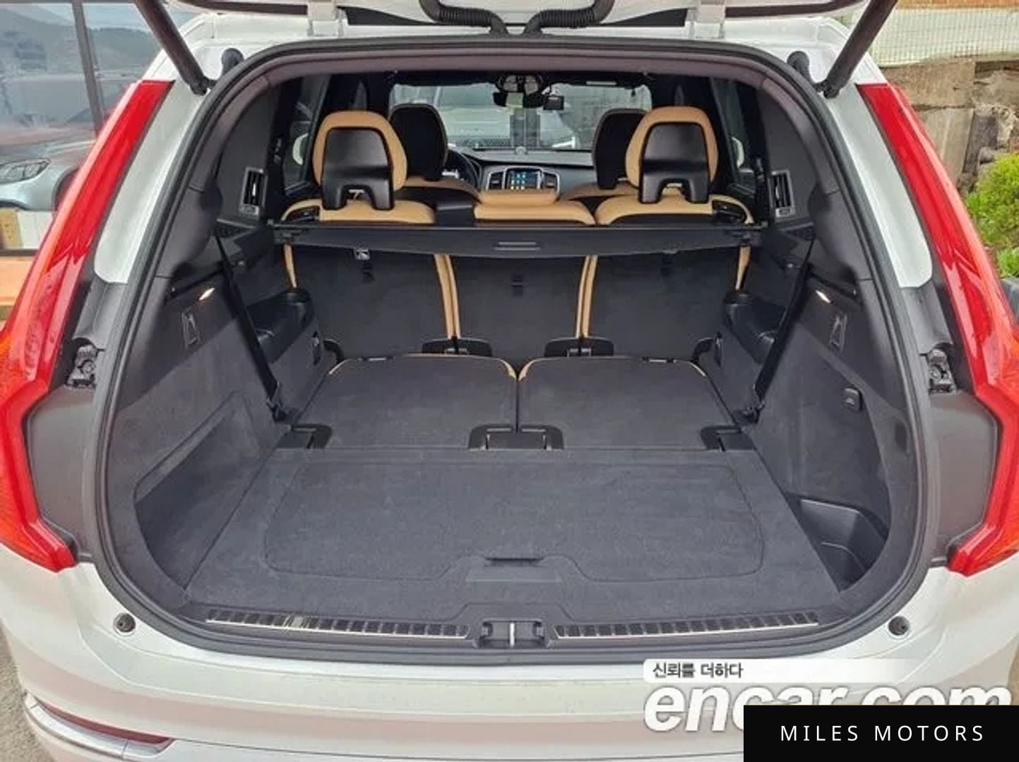 Volvo XC90 2023 — миниатюра 11