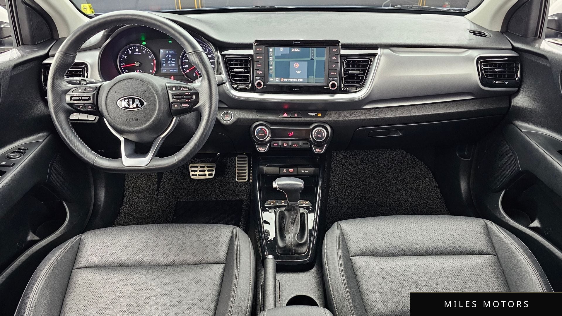 Kia Stonic 2018 — миниатюра 10