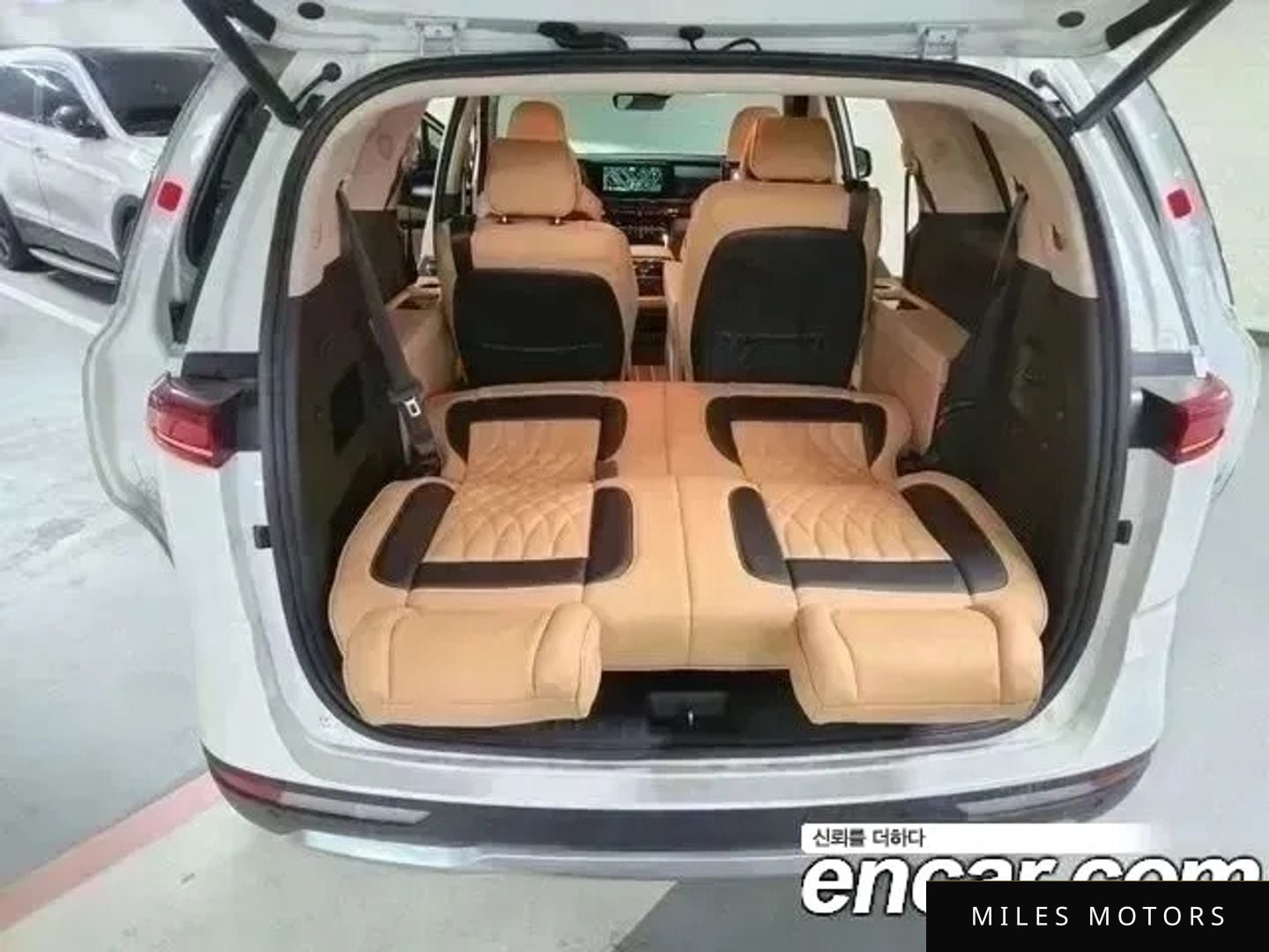 Kia Carnival 2021 — миниатюра 8
