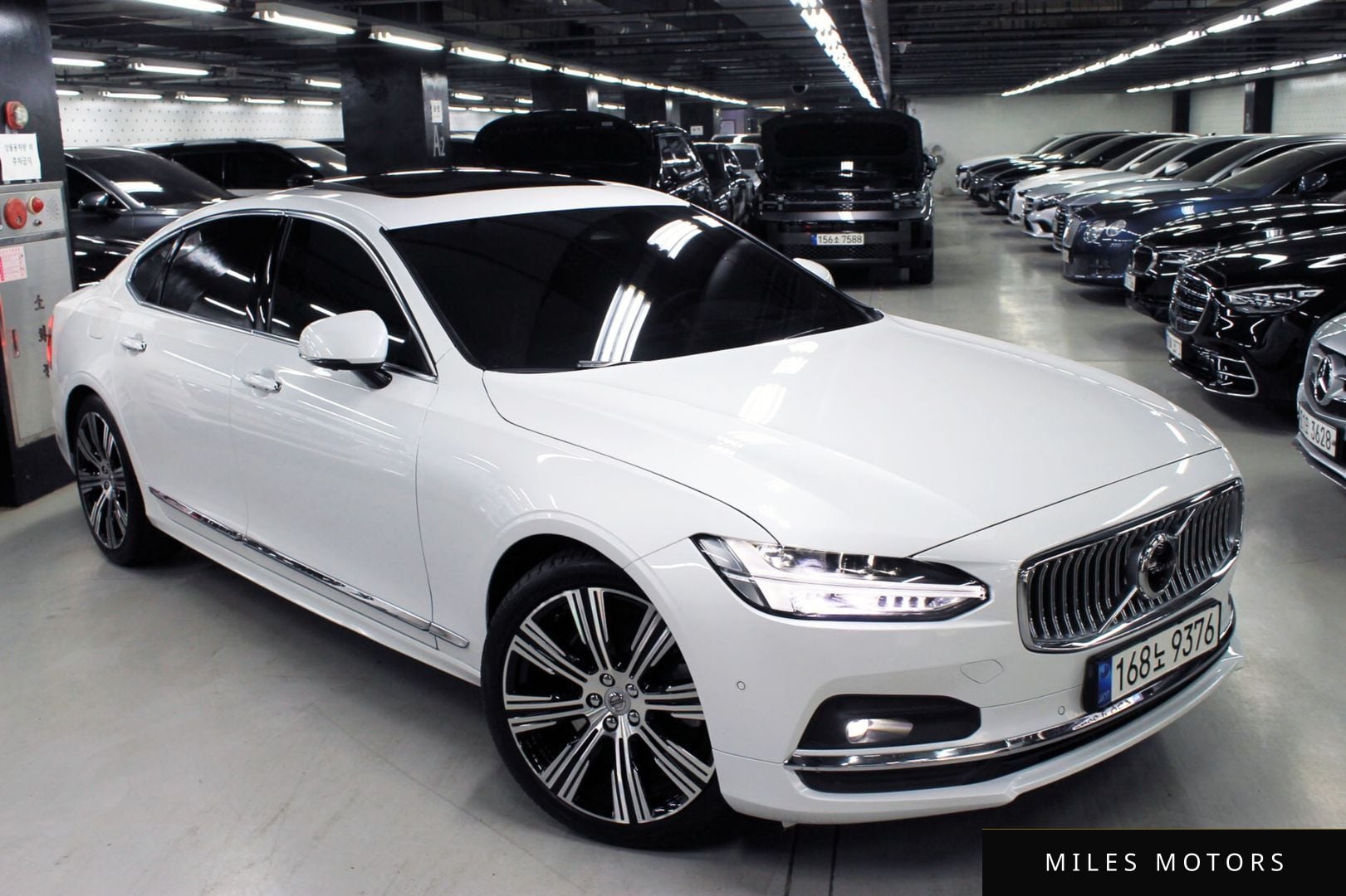 Volvo S90 2022 — фото 1 из 12