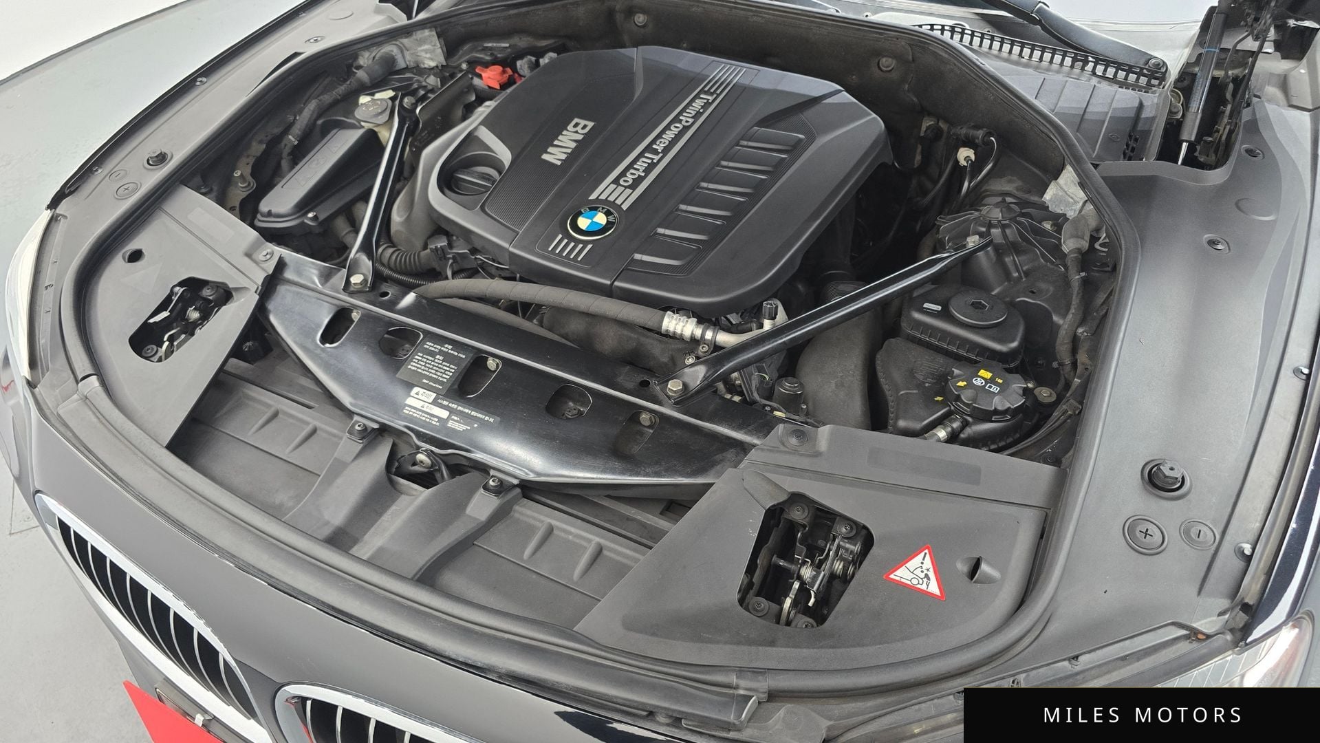 BMW 7 Series (F01) 2014 — миниатюра 6