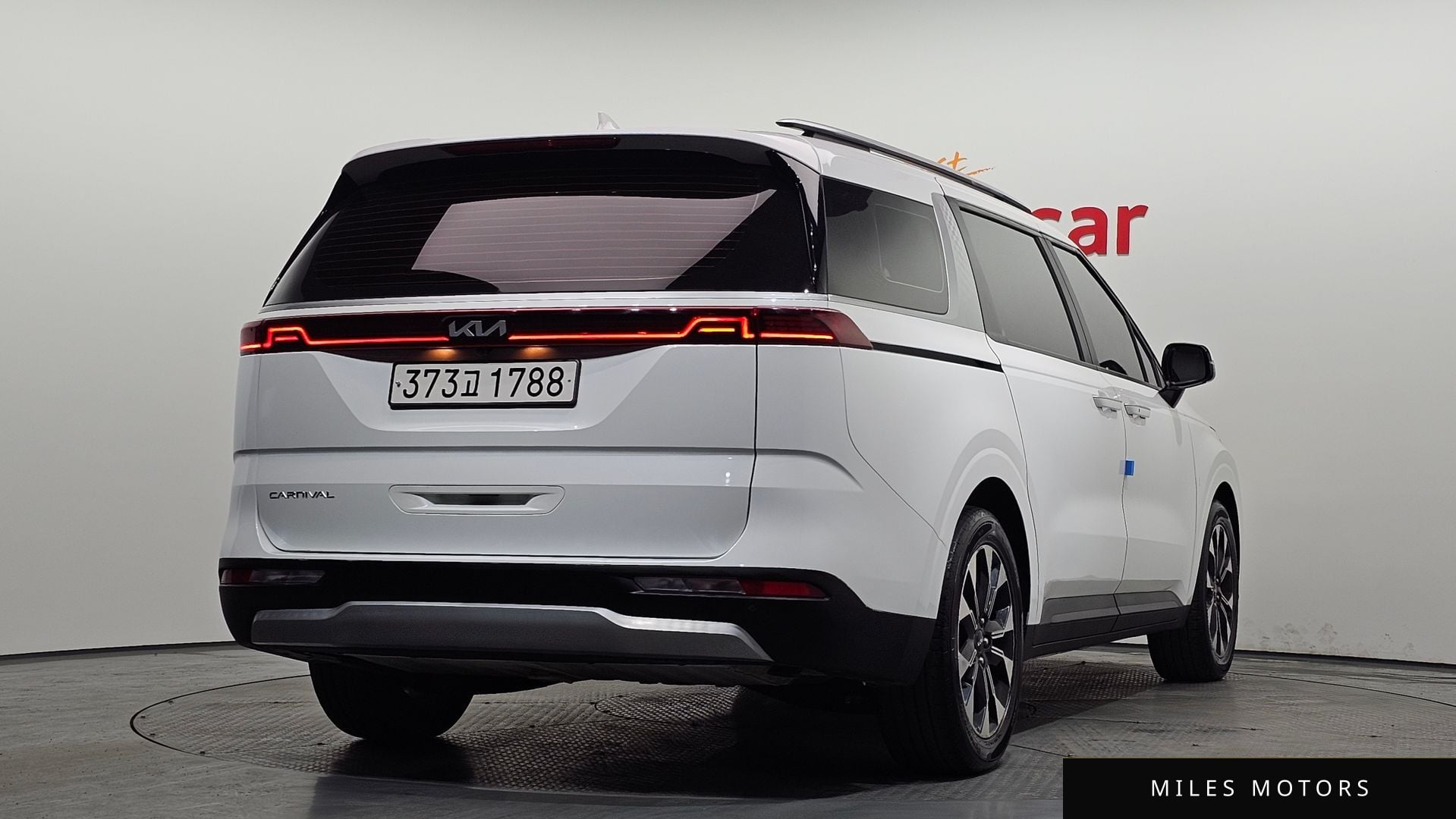 Kia Carnival 2022 — миниатюра 2