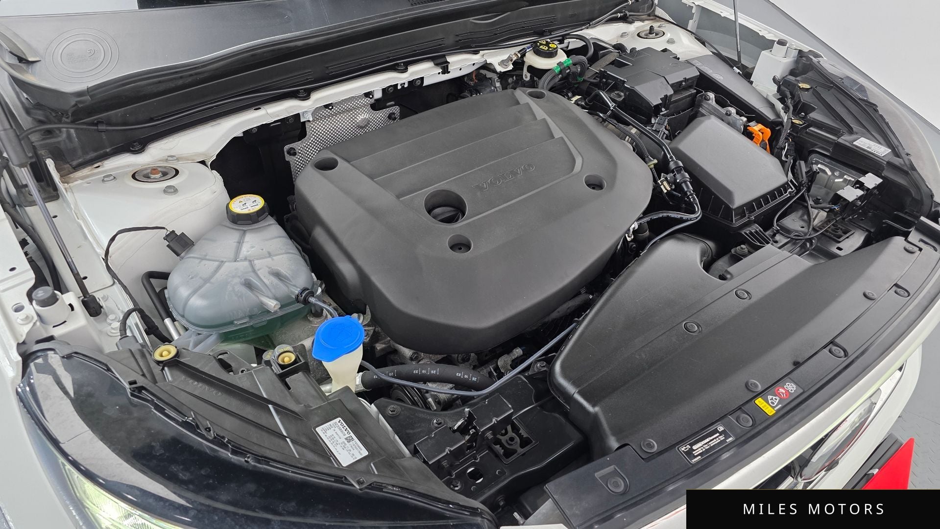 Volvo XC40 2023 — миниатюра 6