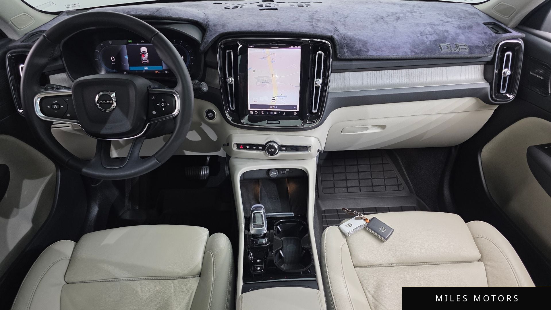 Volvo XC40 2023 — миниатюра 7