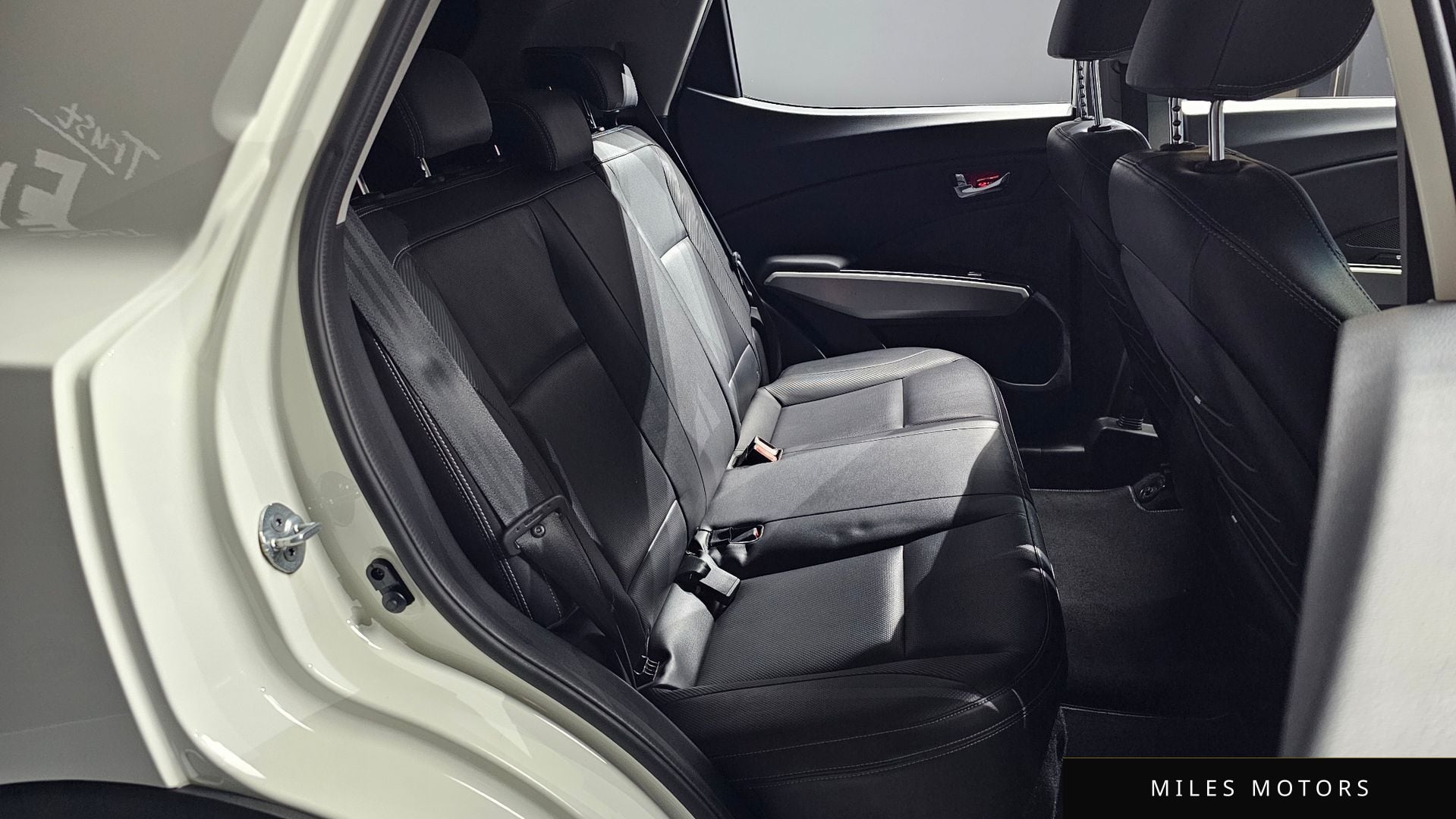 KG Mobility Tivoli 2016 — миниатюра 12