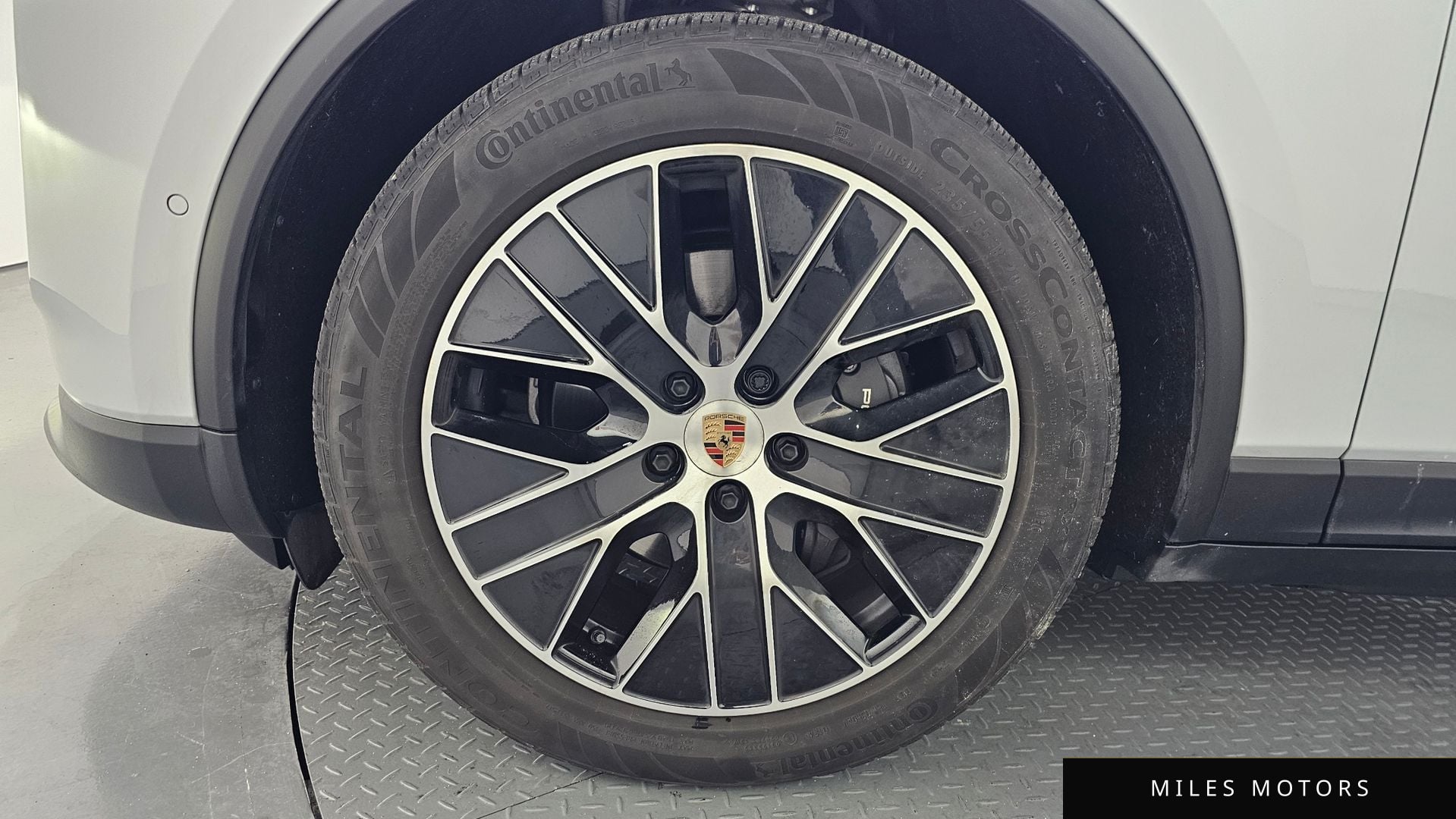 Porsche Macan 2025 — миниатюра 5