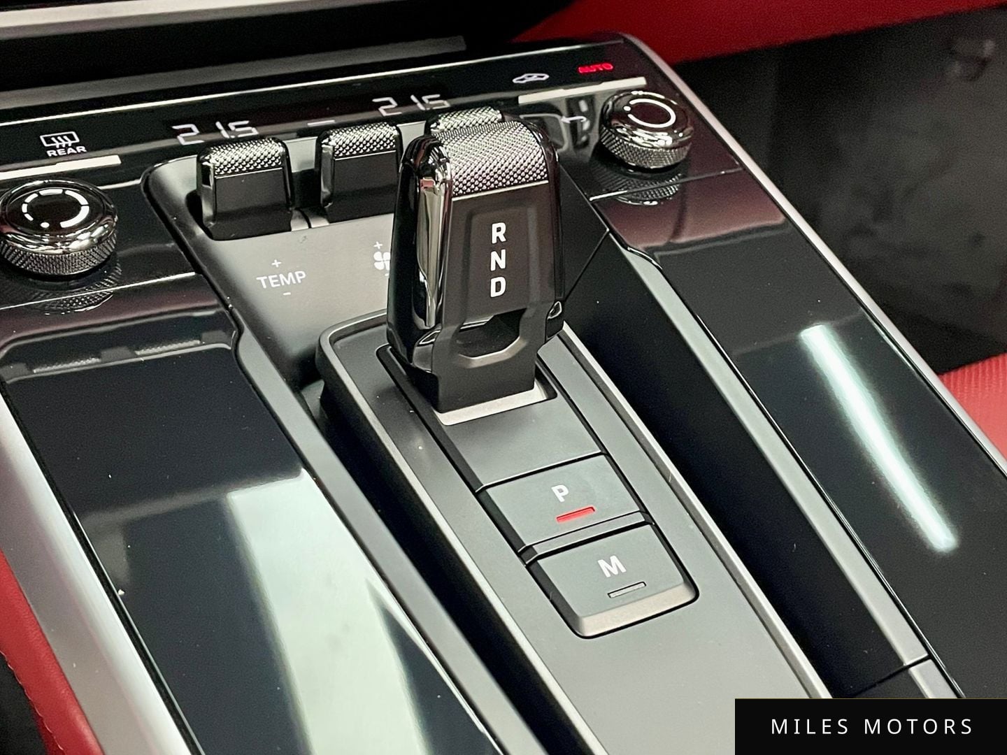 Porsche 911 (992) 2024 — миниатюра 9