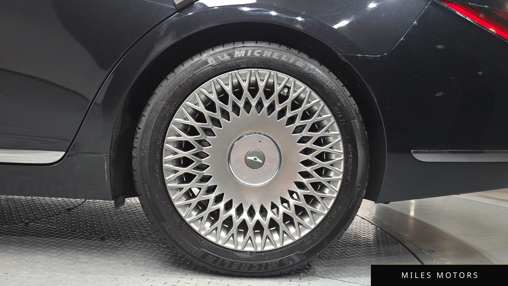 Genesis G90 2019 — миниатюра 6