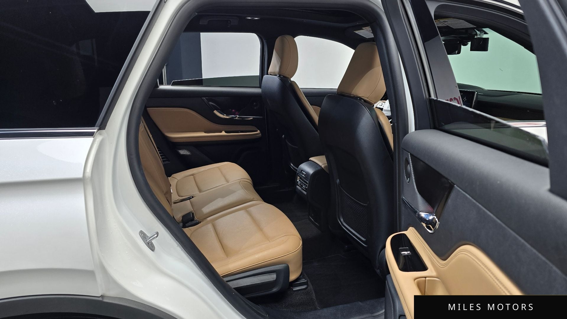 Lincoln 코세어 2022 — миниатюра 17