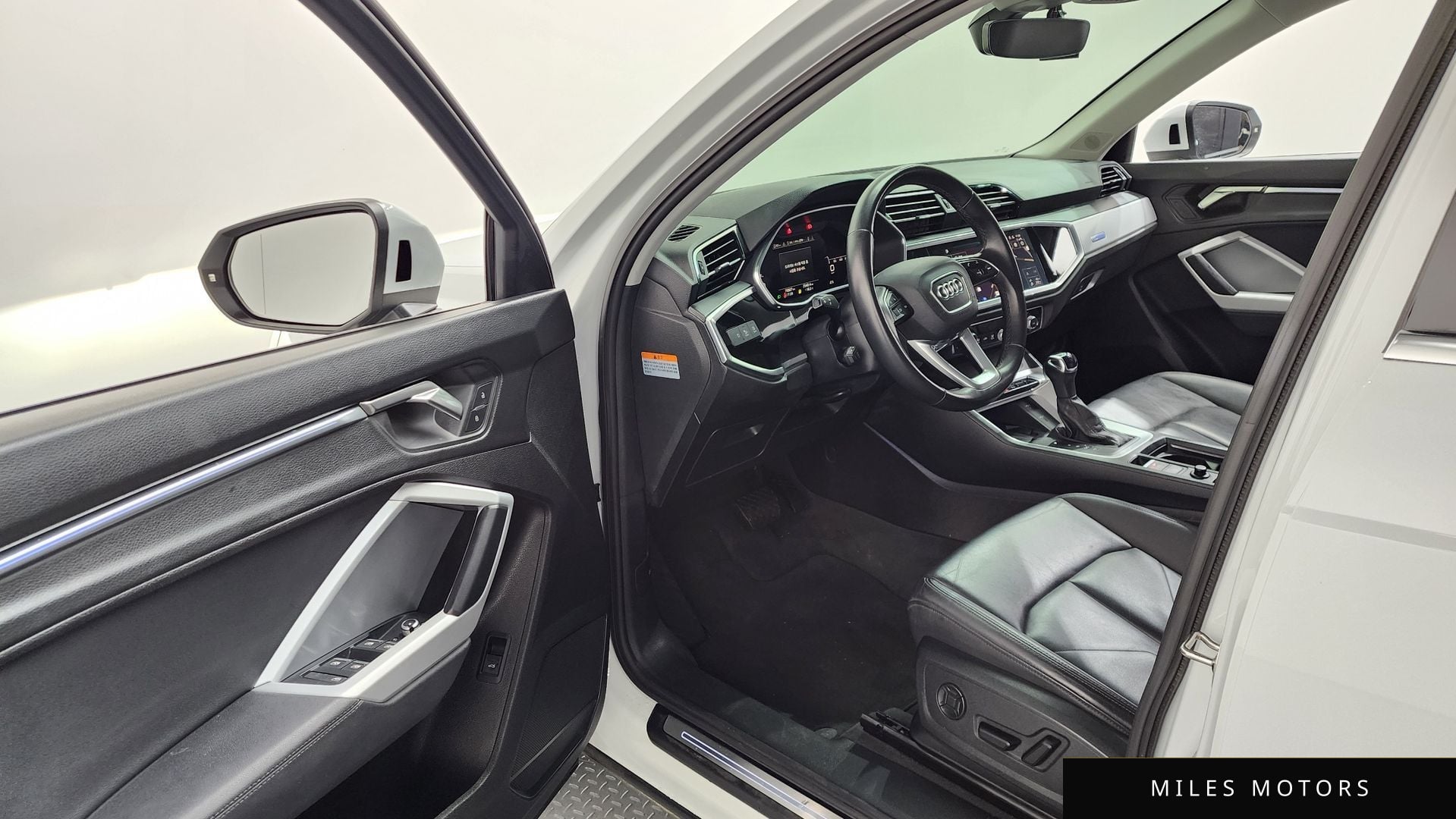 Audi Q3 (F3) 2023 — миниатюра 13
