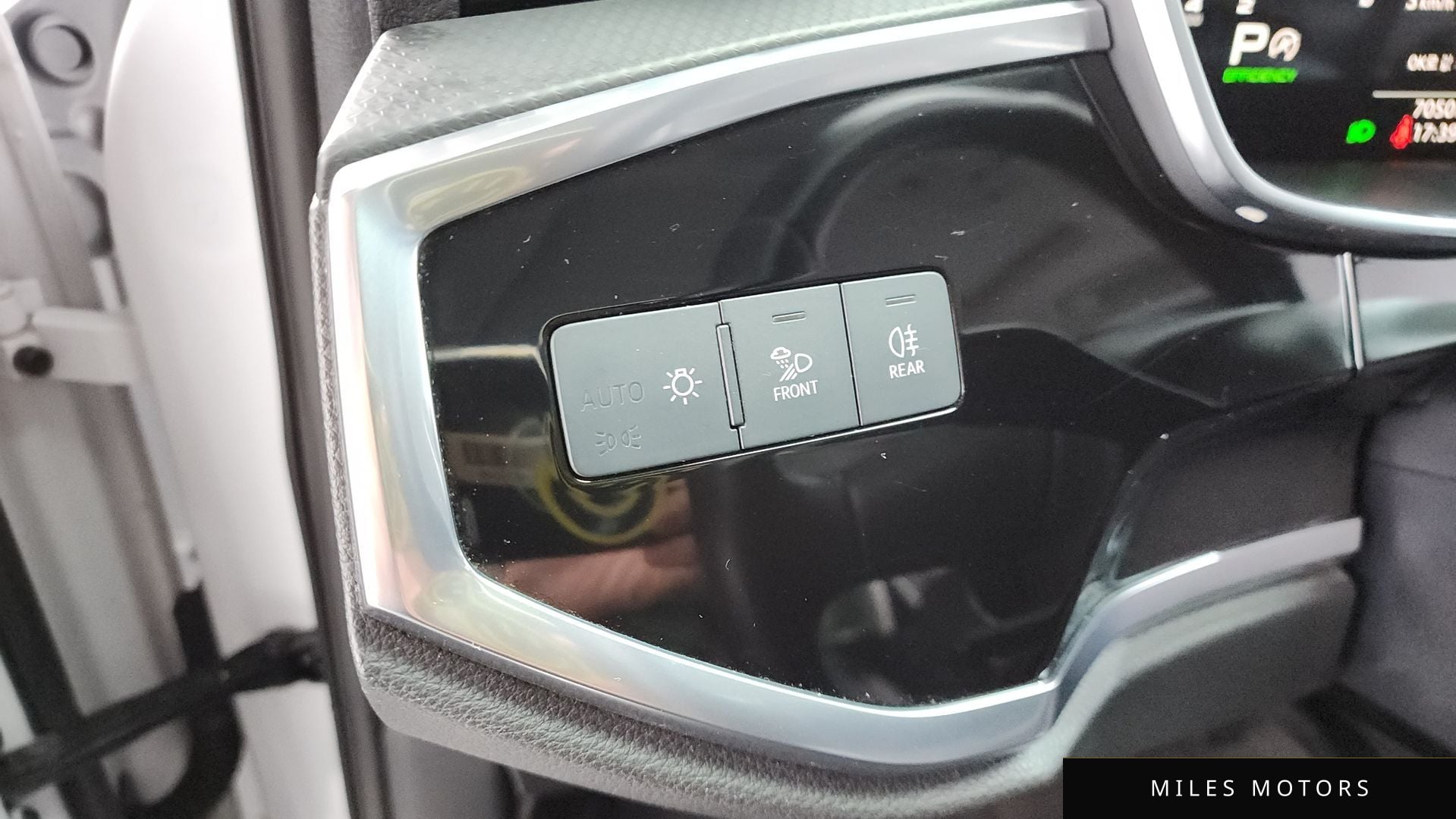 Audi Q3 (F3) 2023 — миниатюра 22