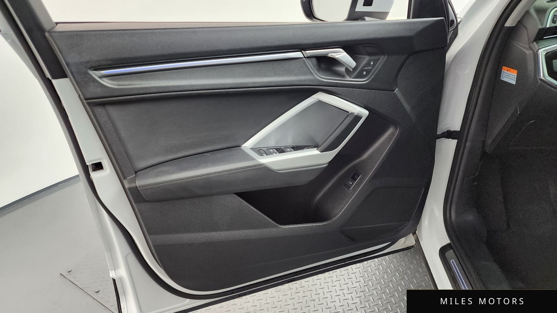 Audi Q3 (F3) 2023 — миниатюра 14