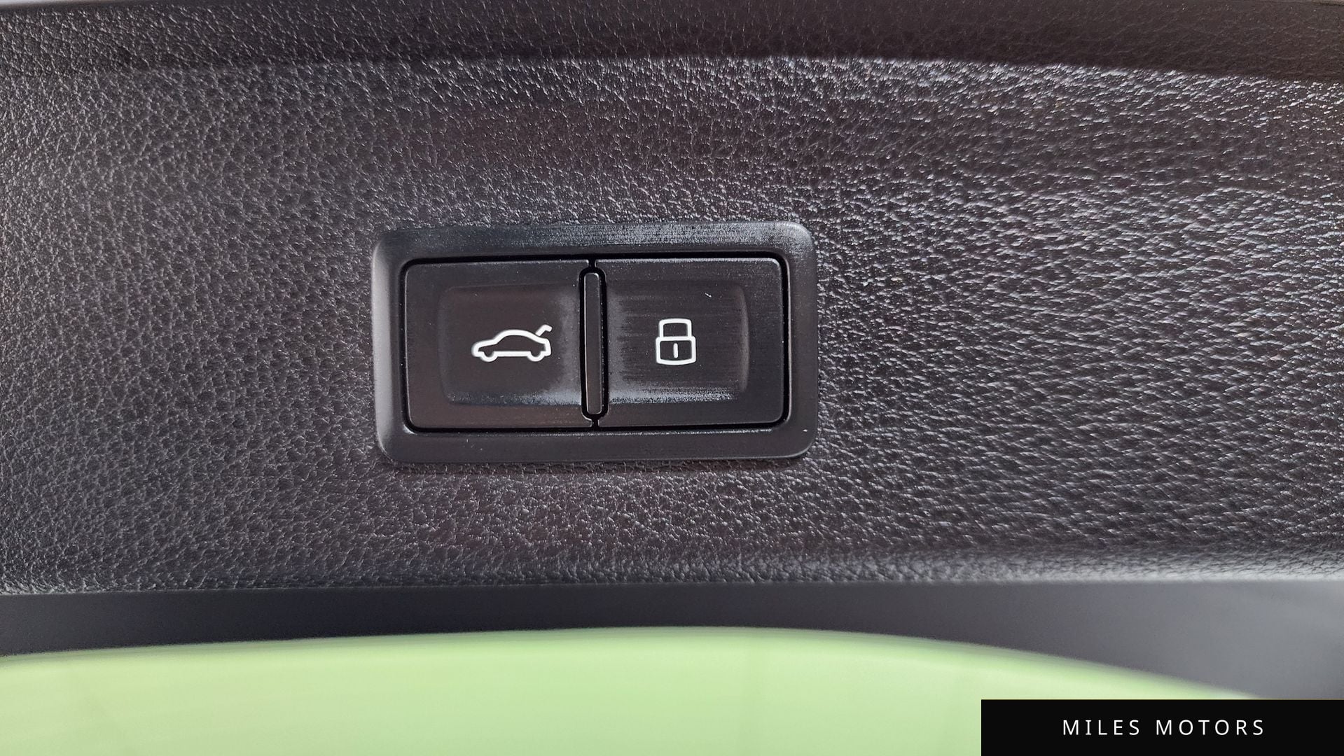 Audi Q3 (F3) 2023 — миниатюра 29
