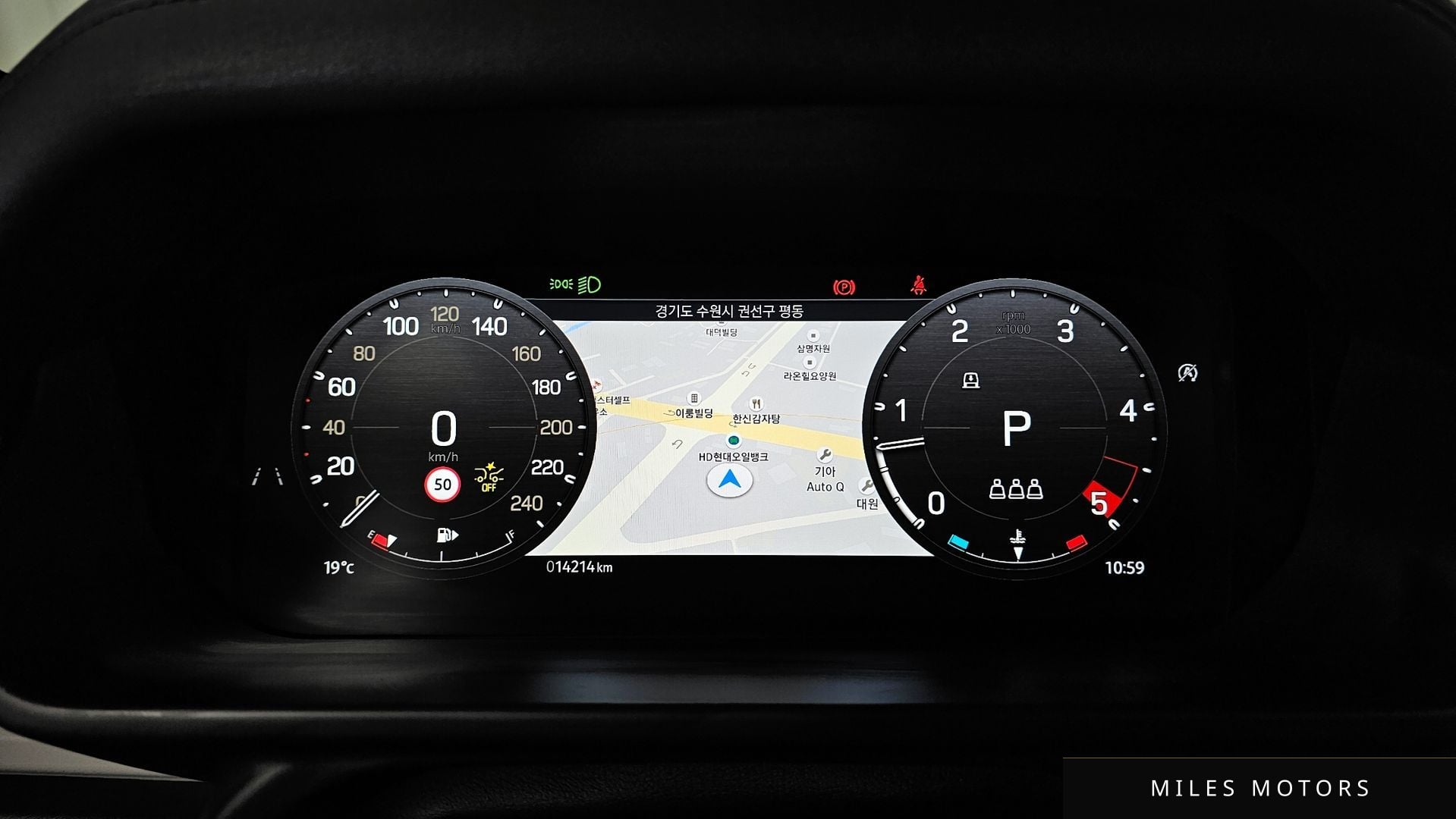 Land Rover Defender 2024 — миниатюра 8