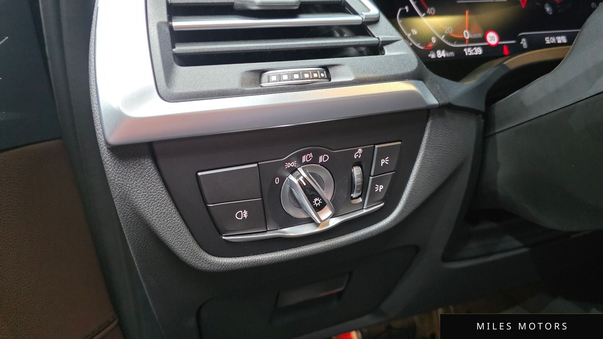 BMW X4 (G02) 2024 — миниатюра 30