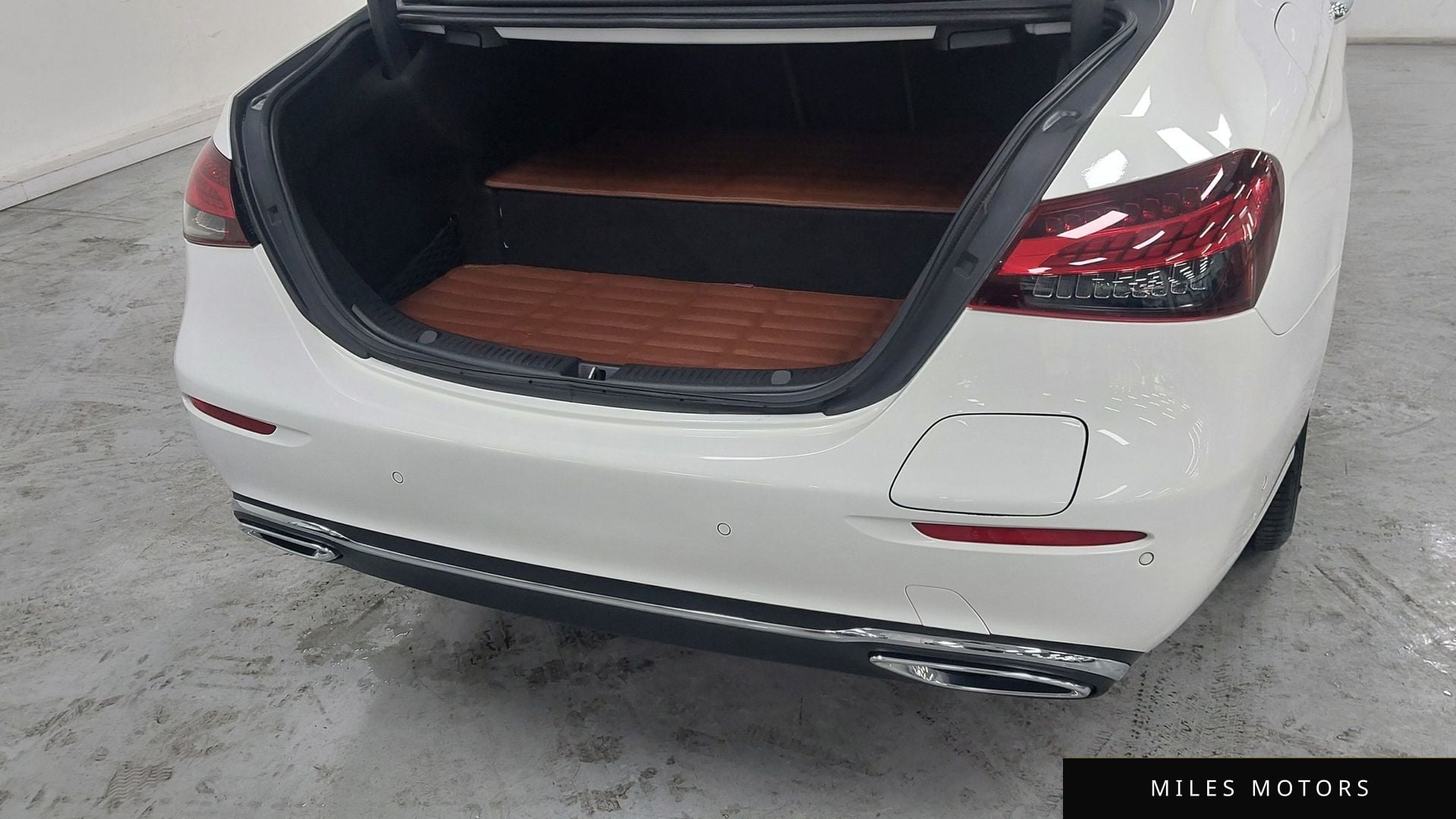 Mercedes-Benz E-Class W213 2023 — миниатюра 11