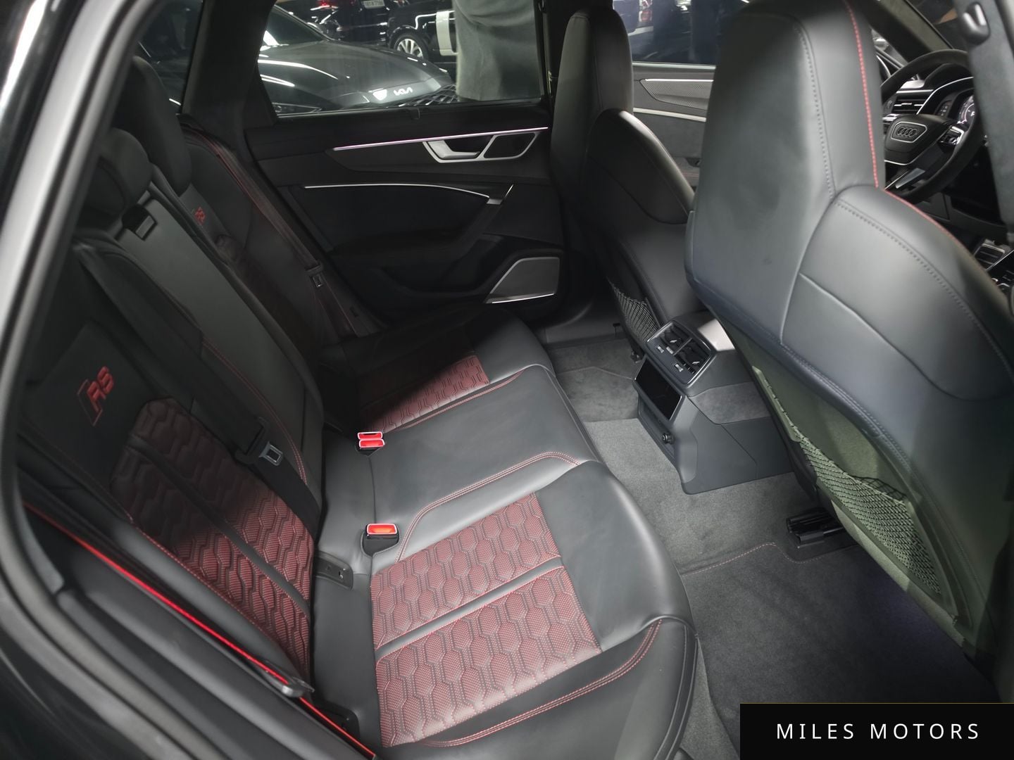 Audi RS6 (C8) 2025 — миниатюра 10
