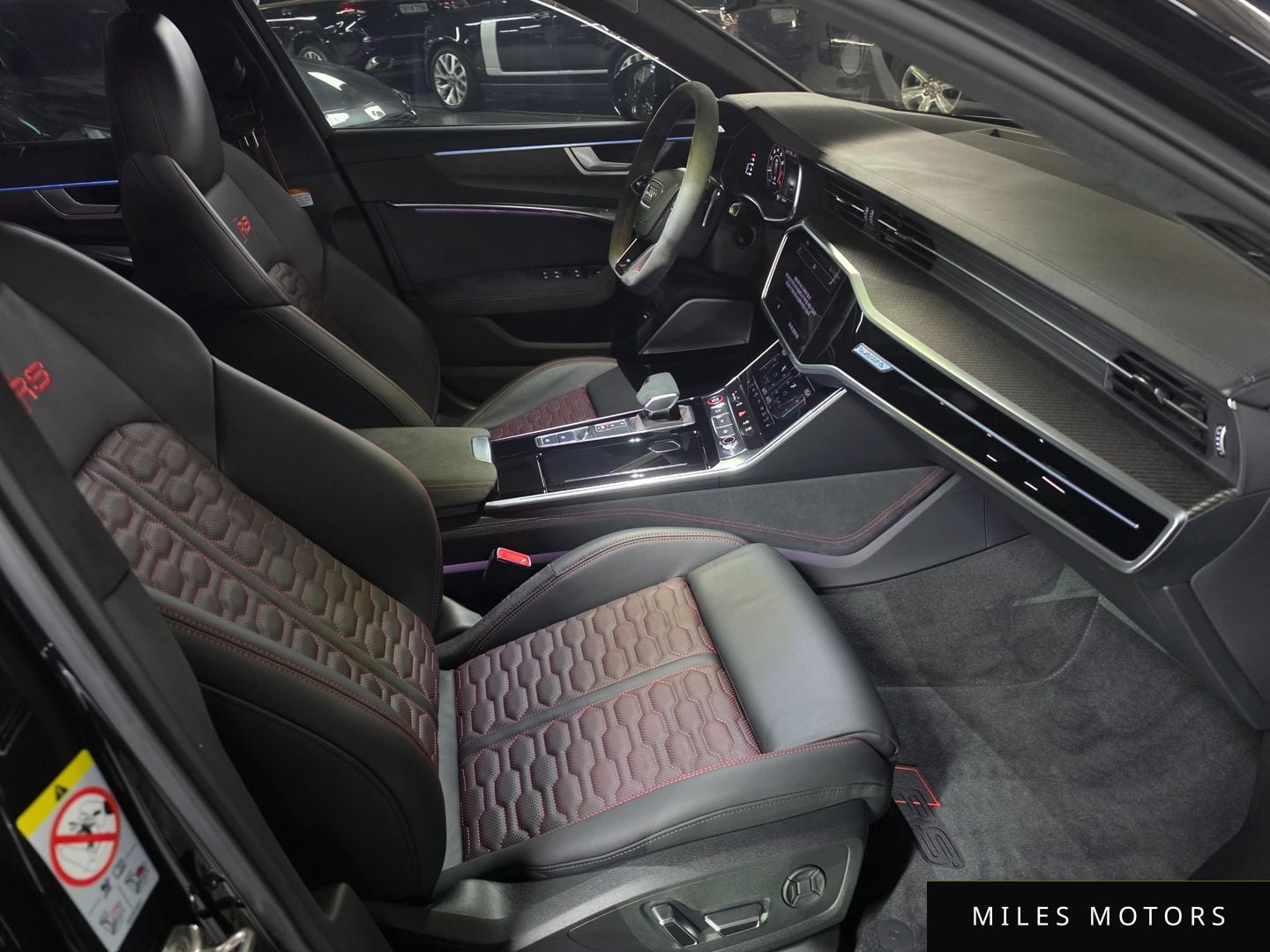 Audi RS6 (C8) 2025 — миниатюра 12