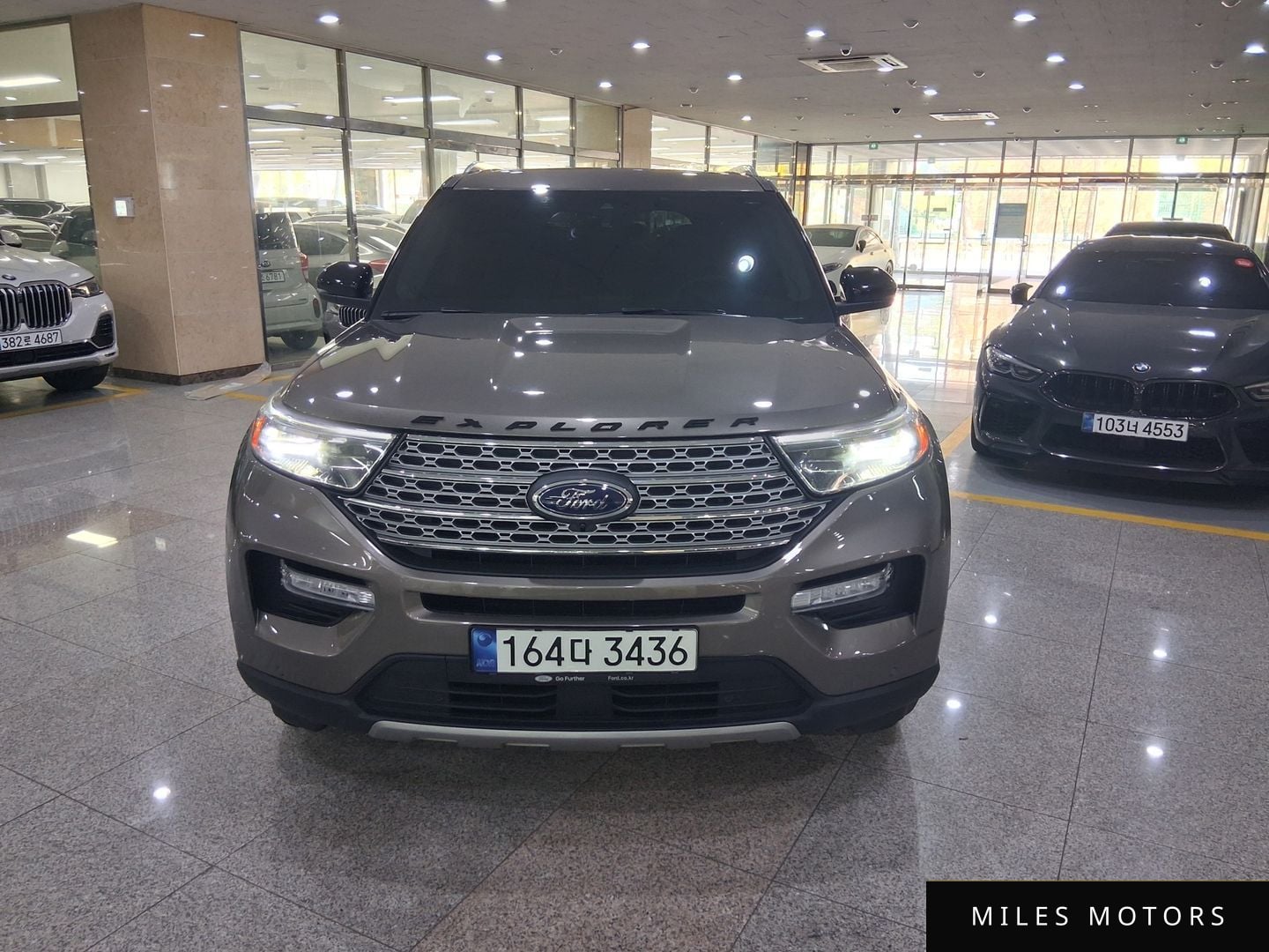 Ford Explorer 2021 — миниатюра 2