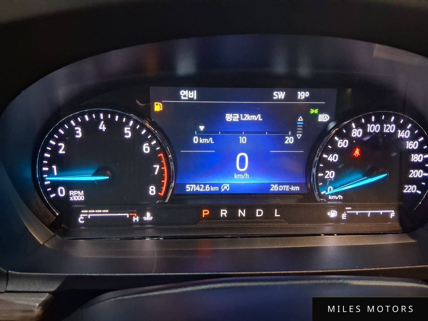 Ford Explorer 2021 — миниатюра 10