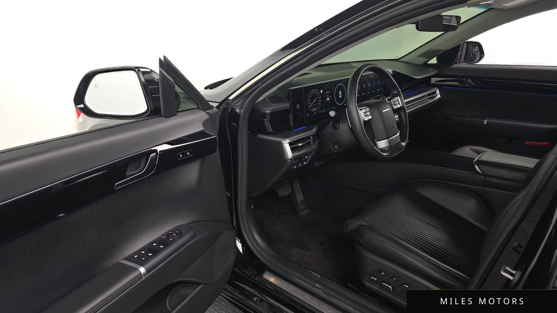 Hyundai 그랜저 하이브리드 (GN7) 2023 — миниатюра 13