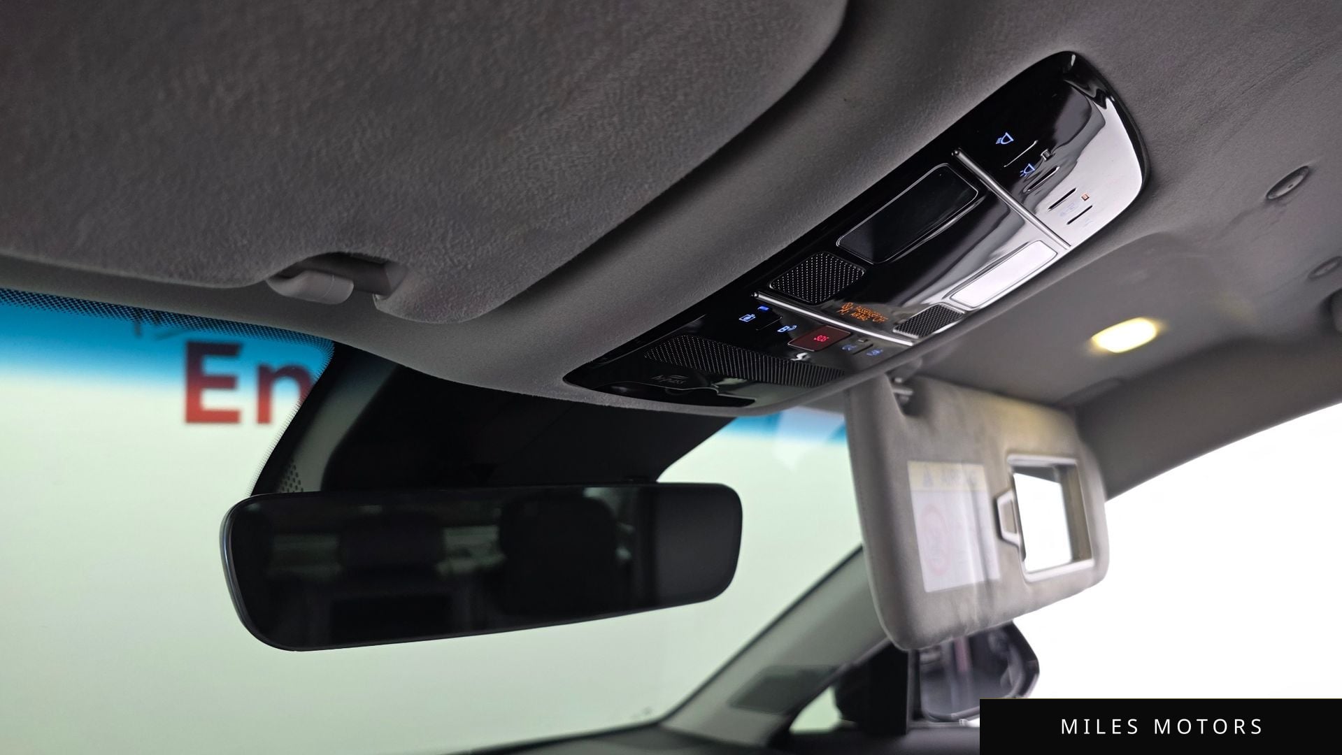 Hyundai 그랜저 하이브리드 (GN7) 2023 — миниатюра 24