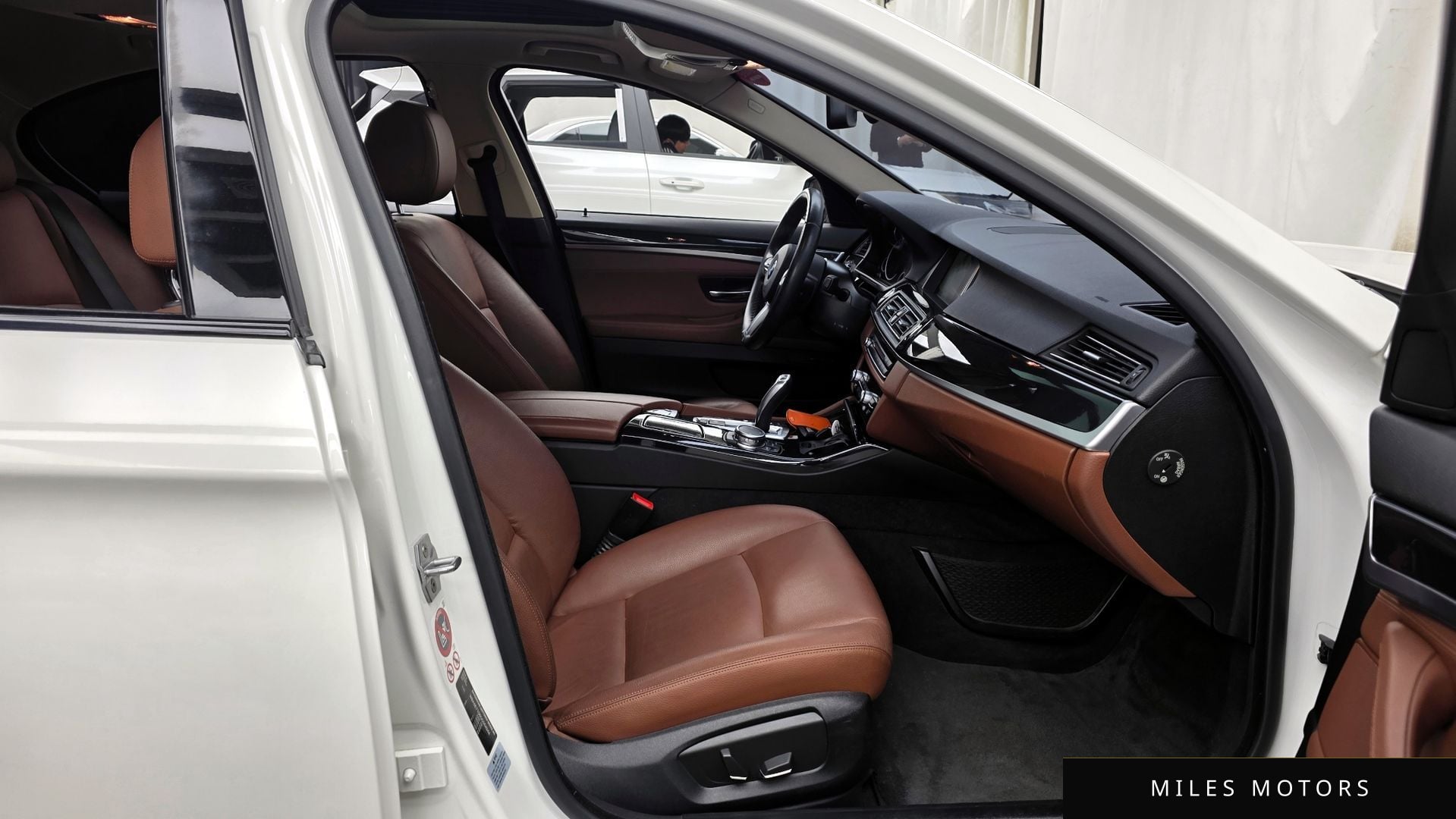 BMW 5 Series (F10) 2016 — миниатюра 11