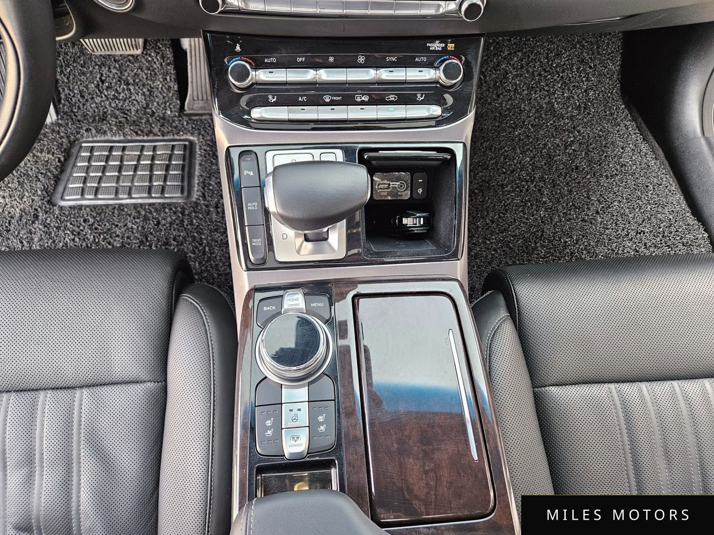 Genesis EQ900 2018 — миниатюра 16