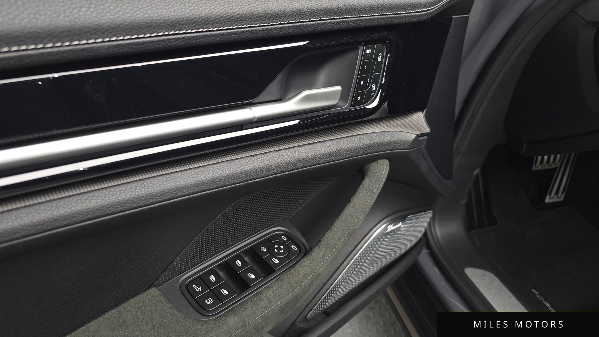 Porsche 파나메라 (976) 2025 — миниатюра 13