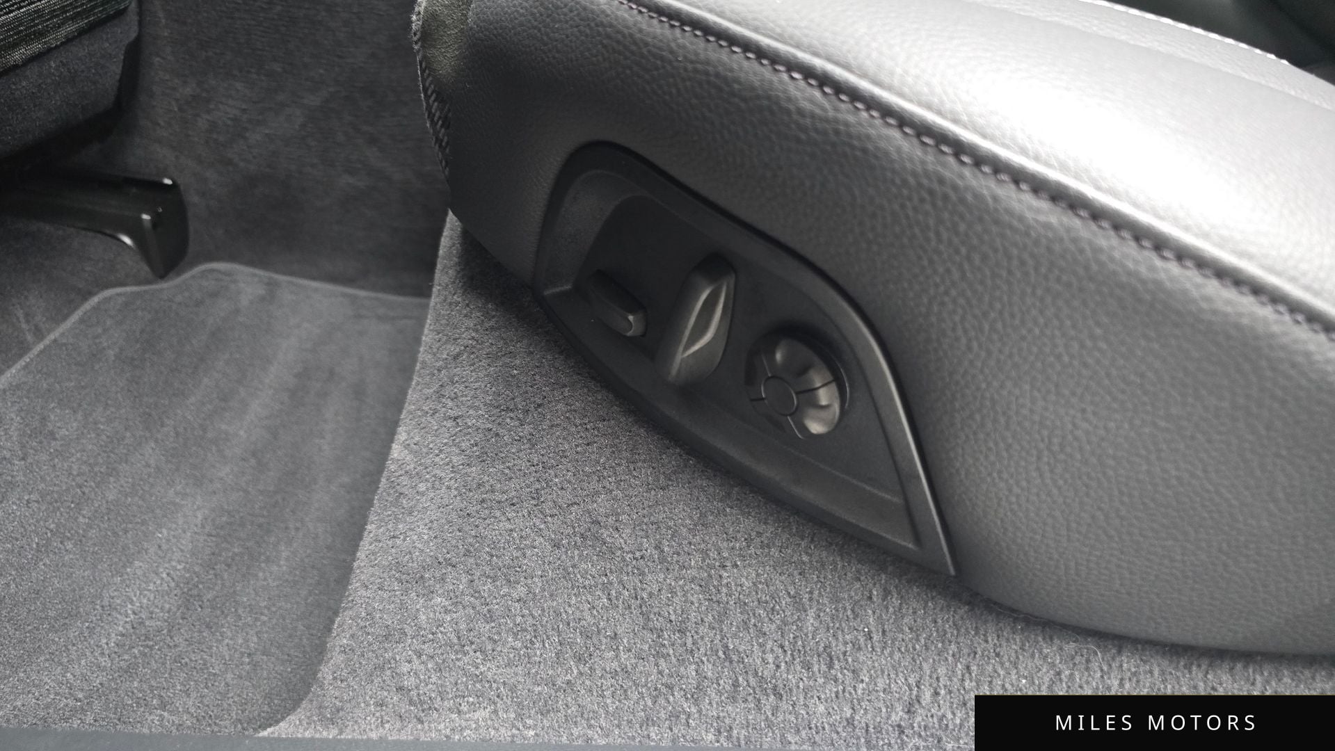 Porsche 파나메라 (976) 2025 — миниатюра 31