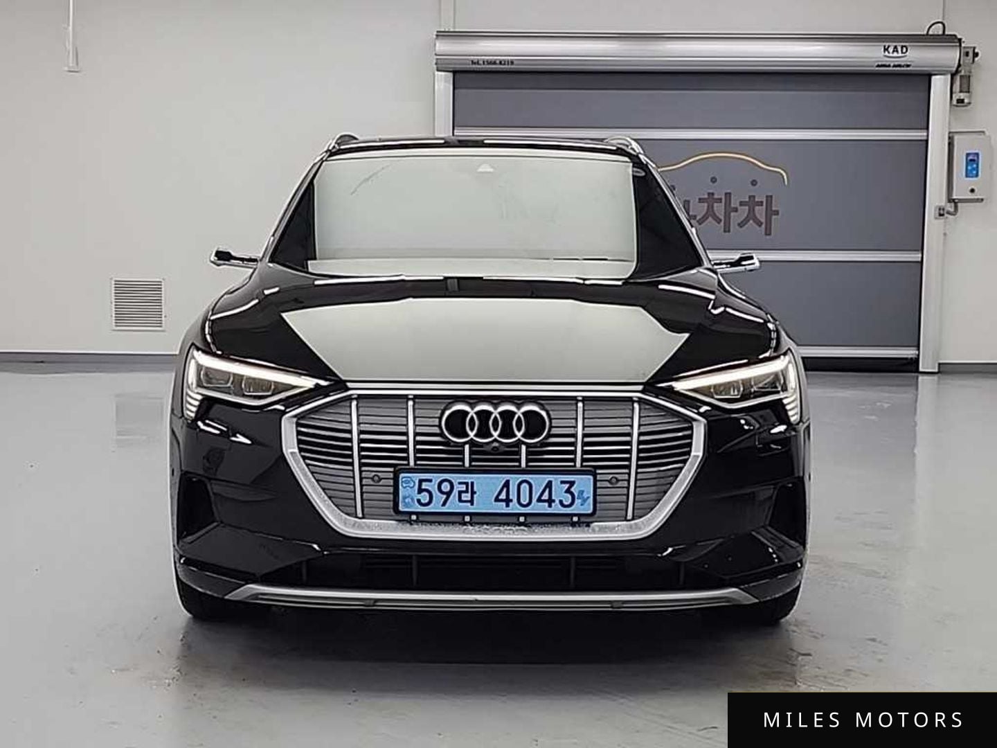 Audi e-tron 2022 — миниатюра 3