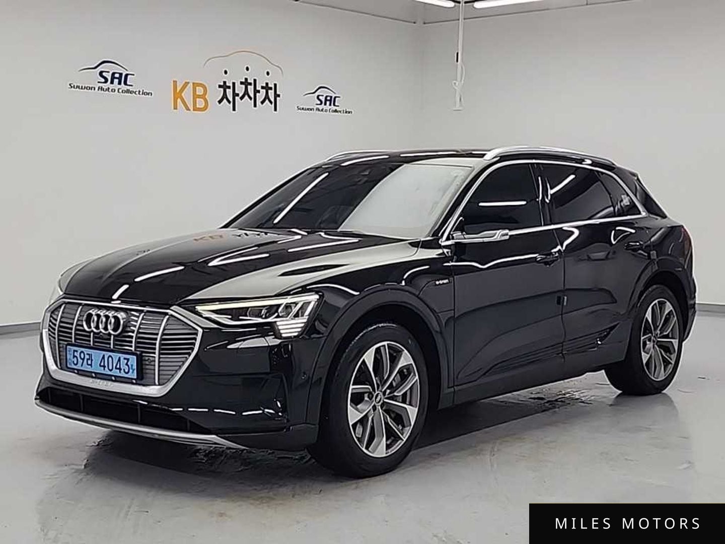 Audi e-tron 2022 — миниатюра 4