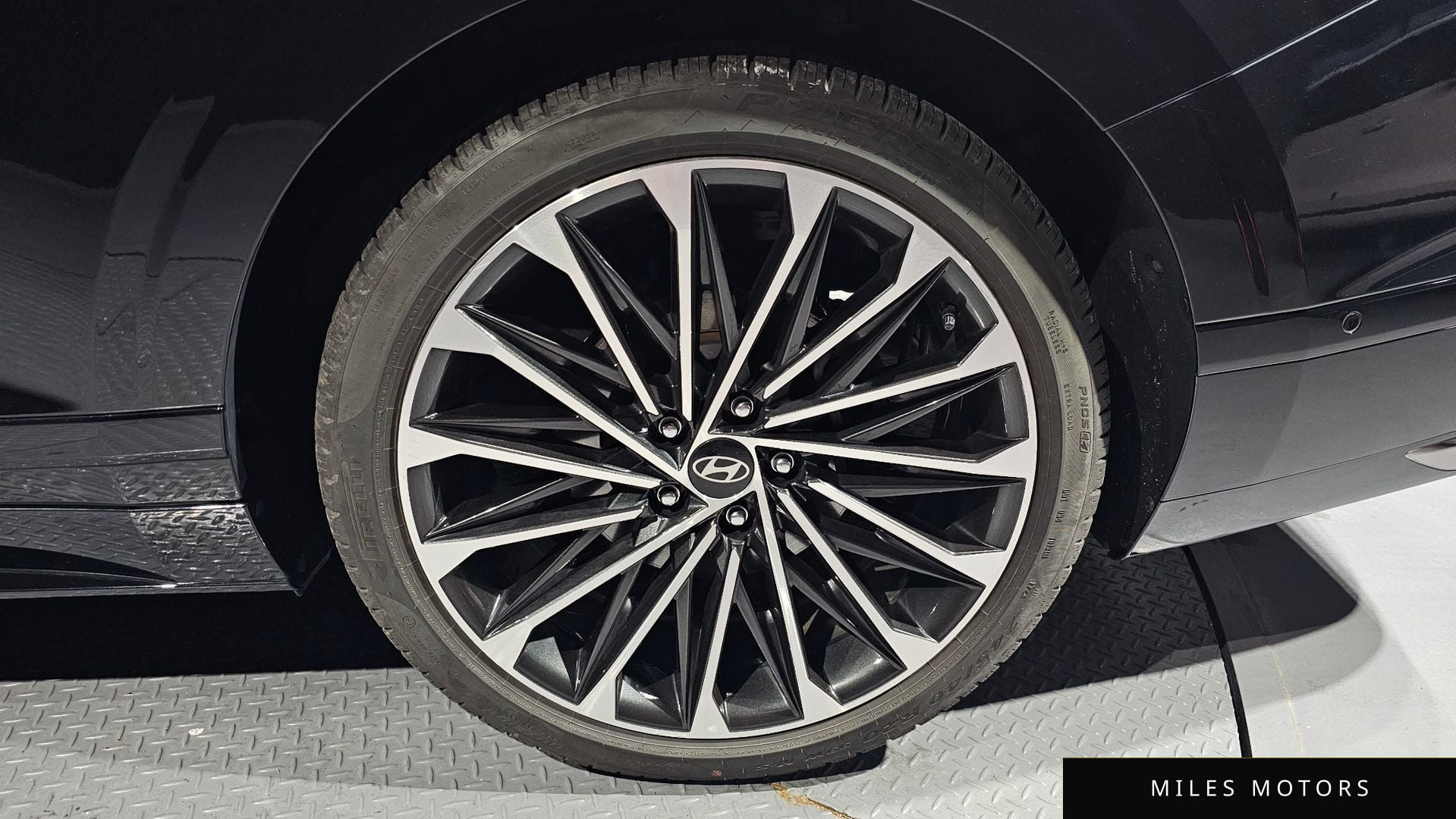 Hyundai 그랜저 하이브리드 (GN7) 2023 — миниатюра 5