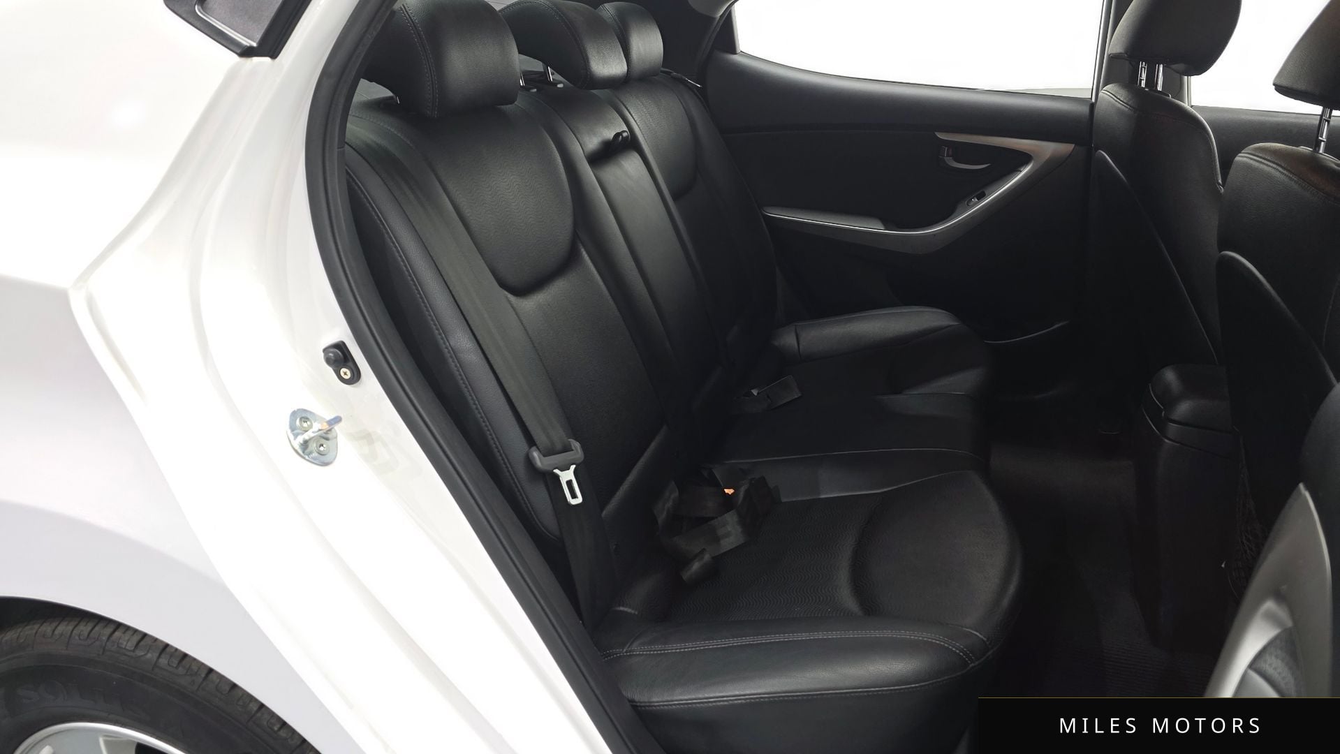 Hyundai AVANTE 2012 — миниатюра 11