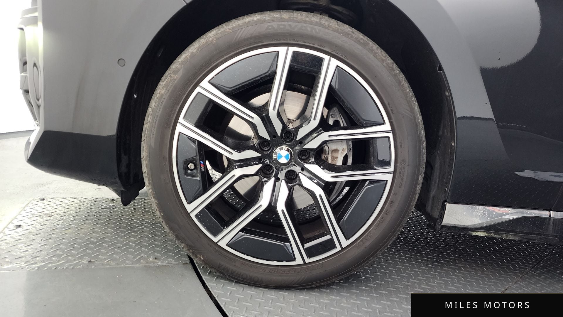 BMW 7 Series (G70) 2024 — миниатюра 5