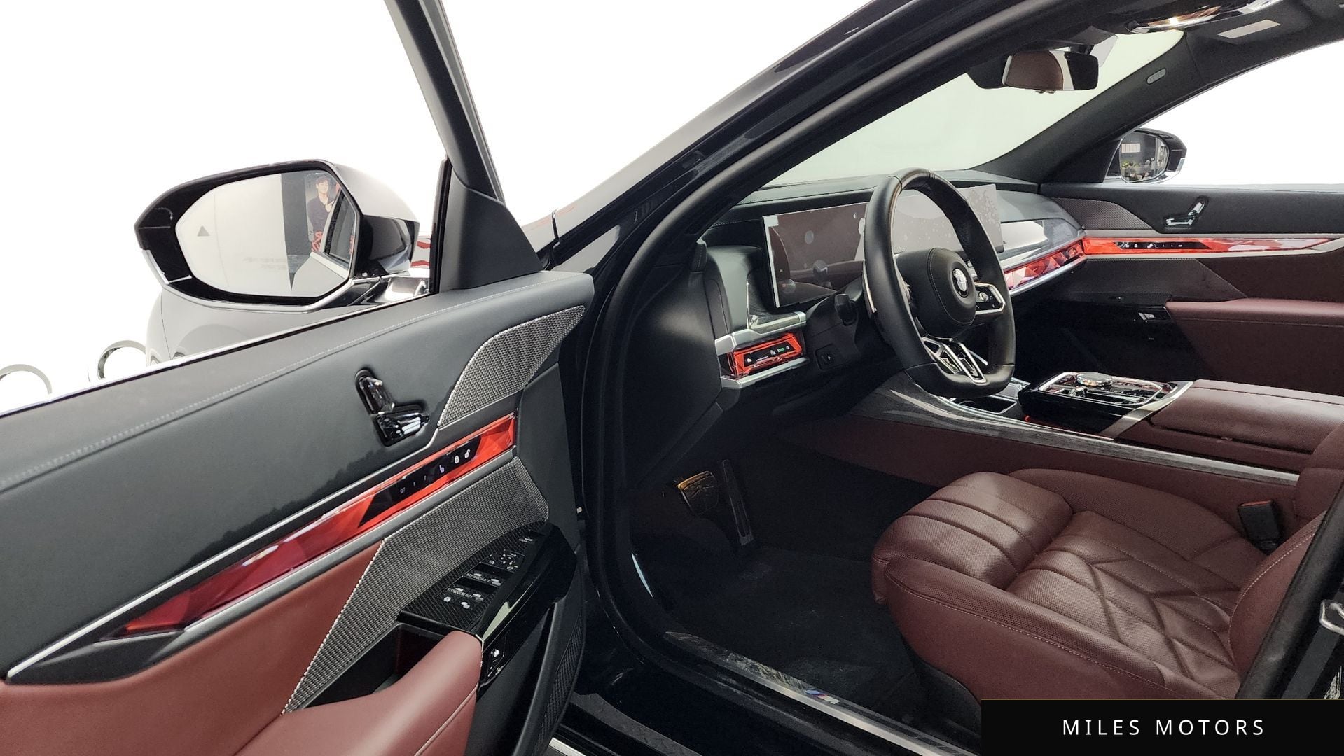 BMW 7 Series (G70) 2024 — миниатюра 13