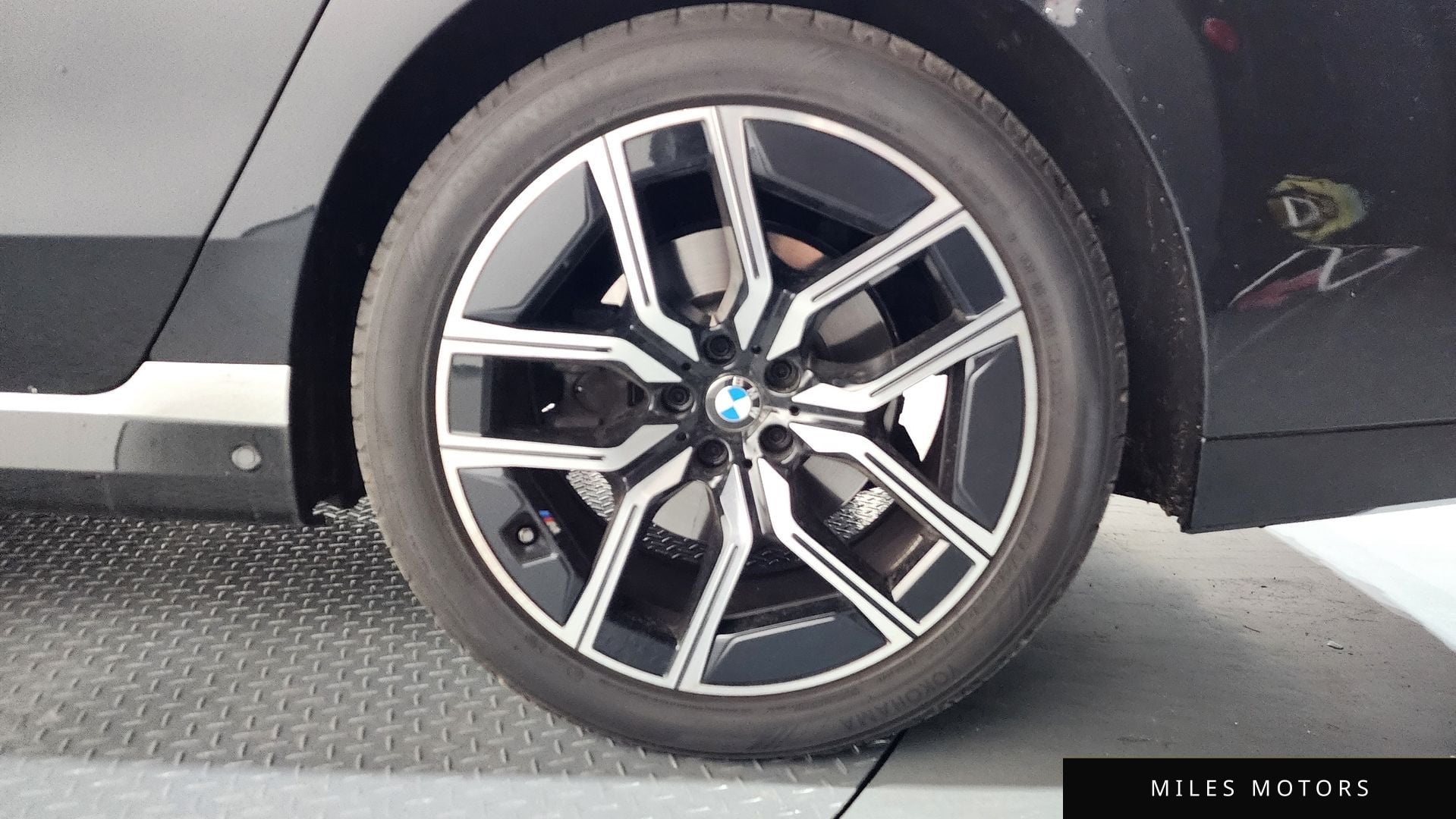 BMW 7 Series (G70) 2024 — миниатюра 7