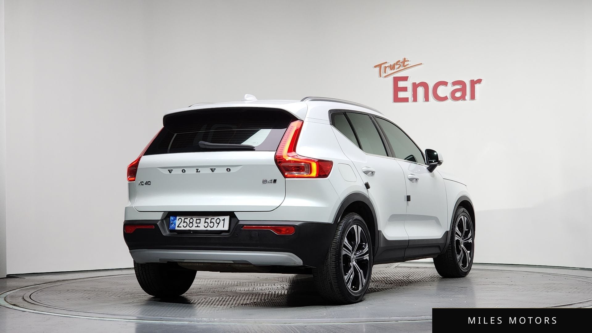 Volvo XC40 2021 — миниатюра 2