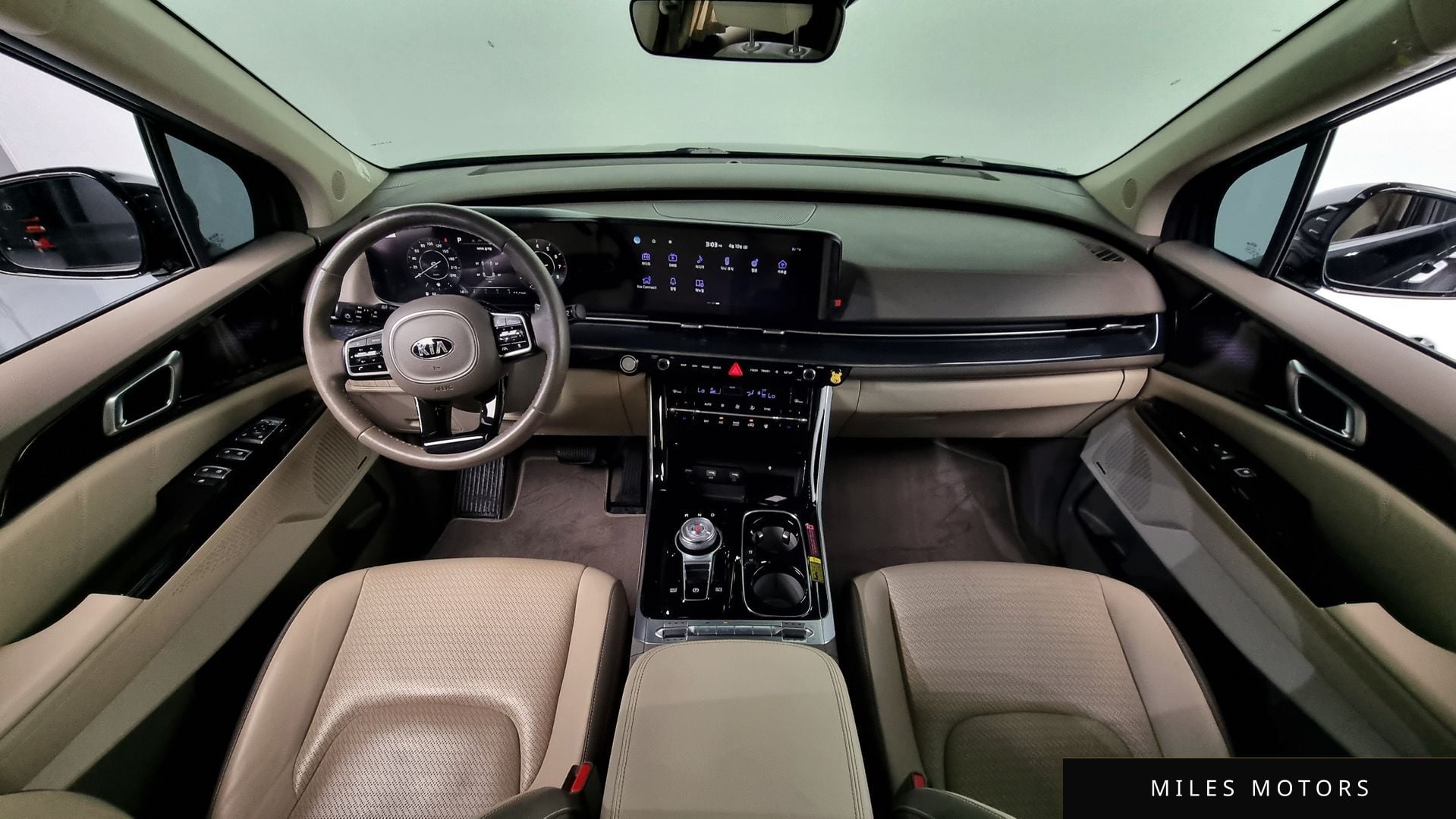 Kia Carnival 2021 — миниатюра 10