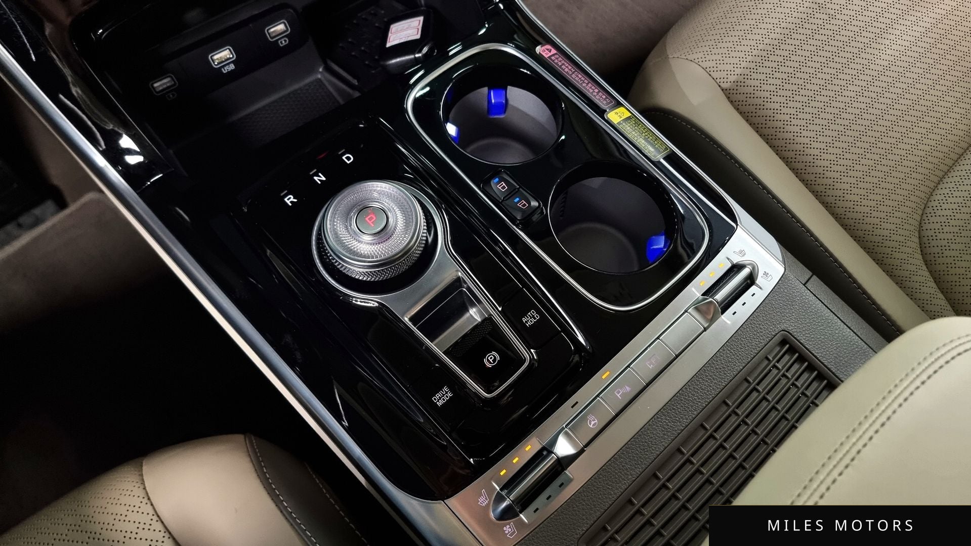 Kia Carnival 2021 — миниатюра 12