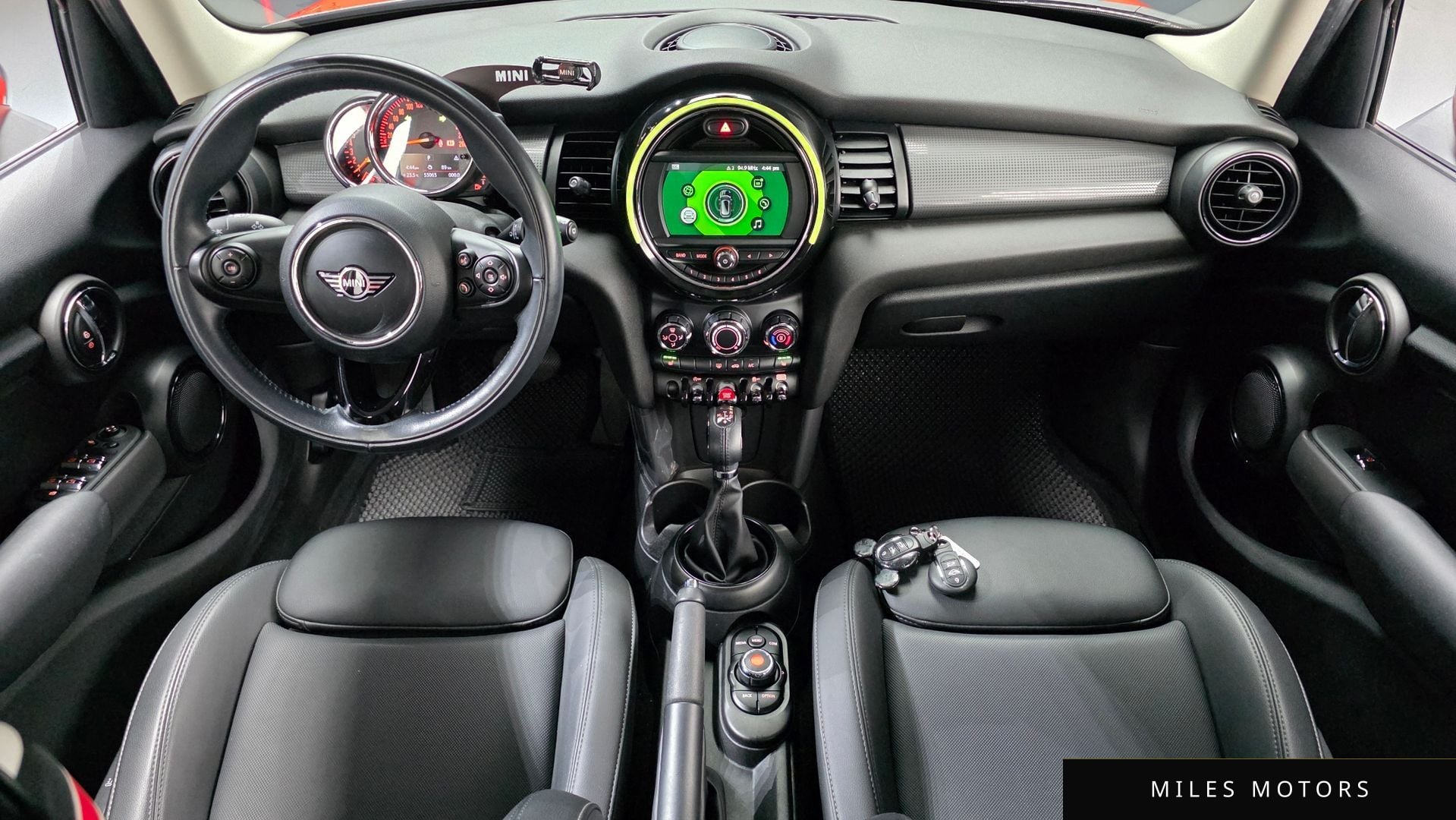 MINI 쿠퍼 2019 — миниатюра 10